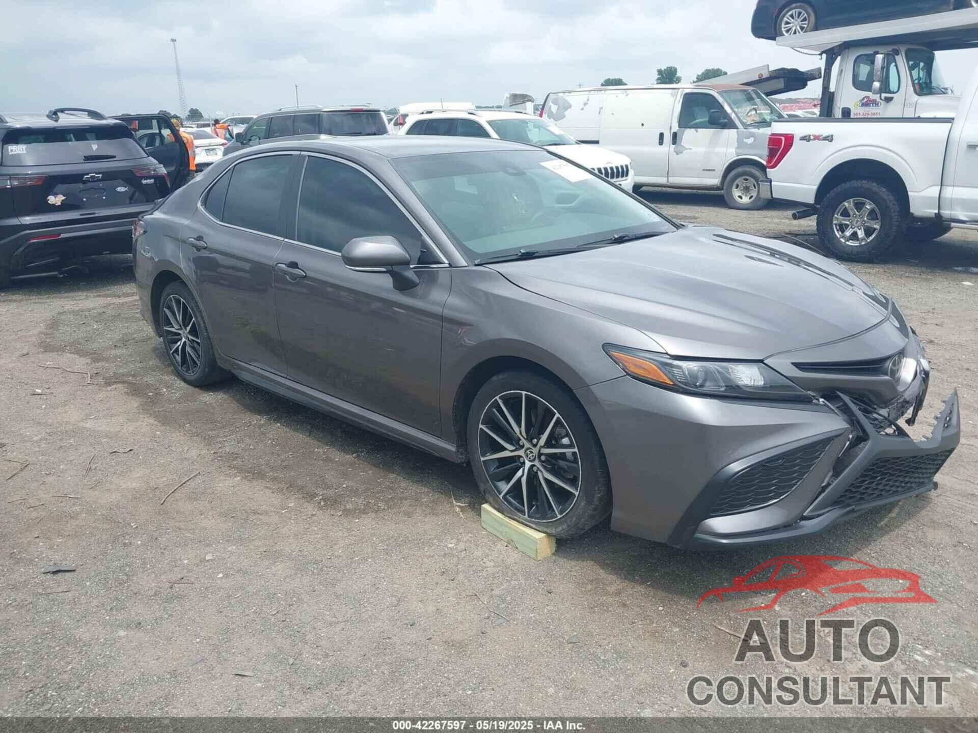 TOYOTA CAMRY 2023 - 4T1G11AK8PU798523