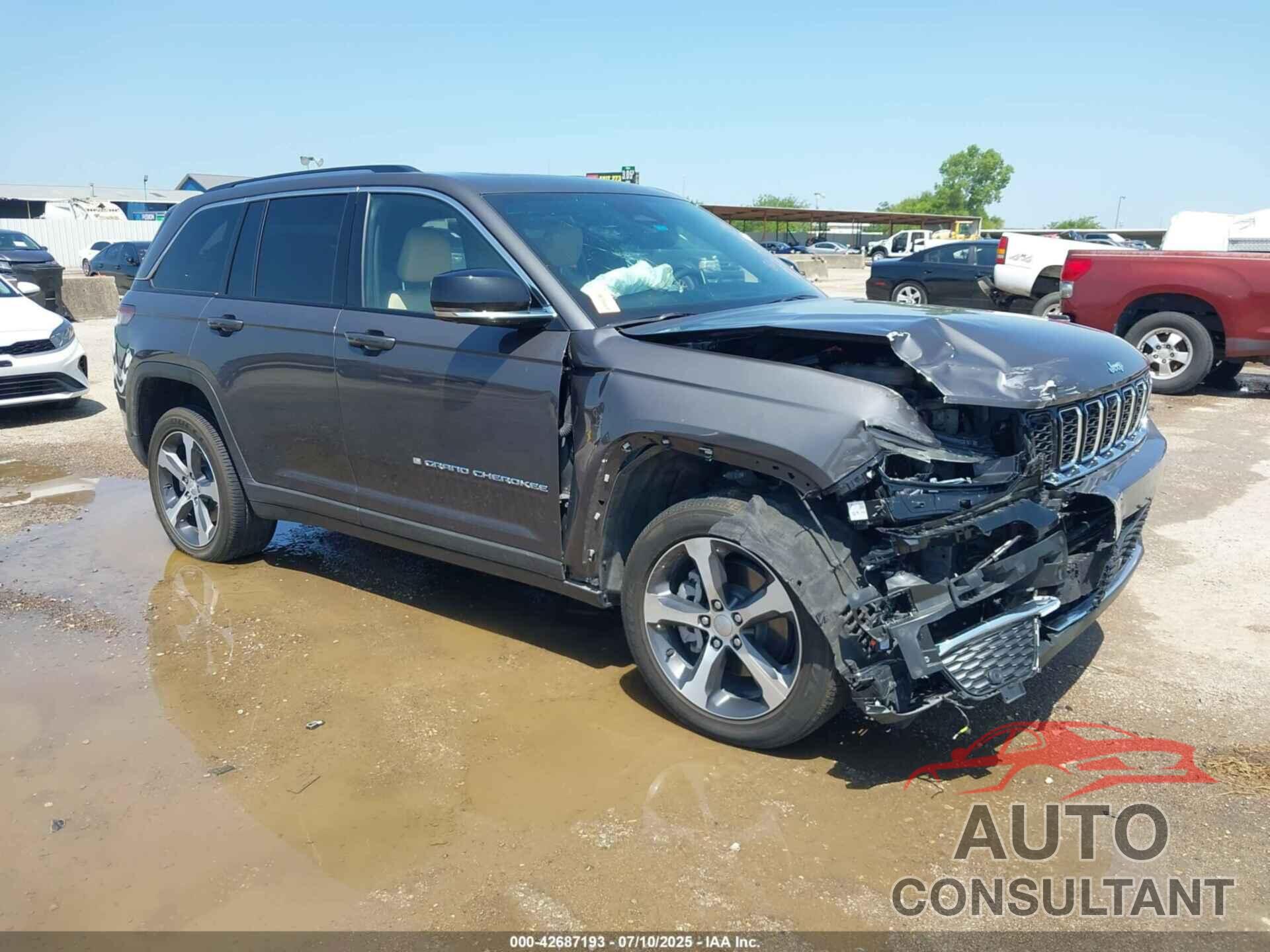 JEEP GRAND CHEROKEE 4XE 2023 - 1C4RJYB61P8874762