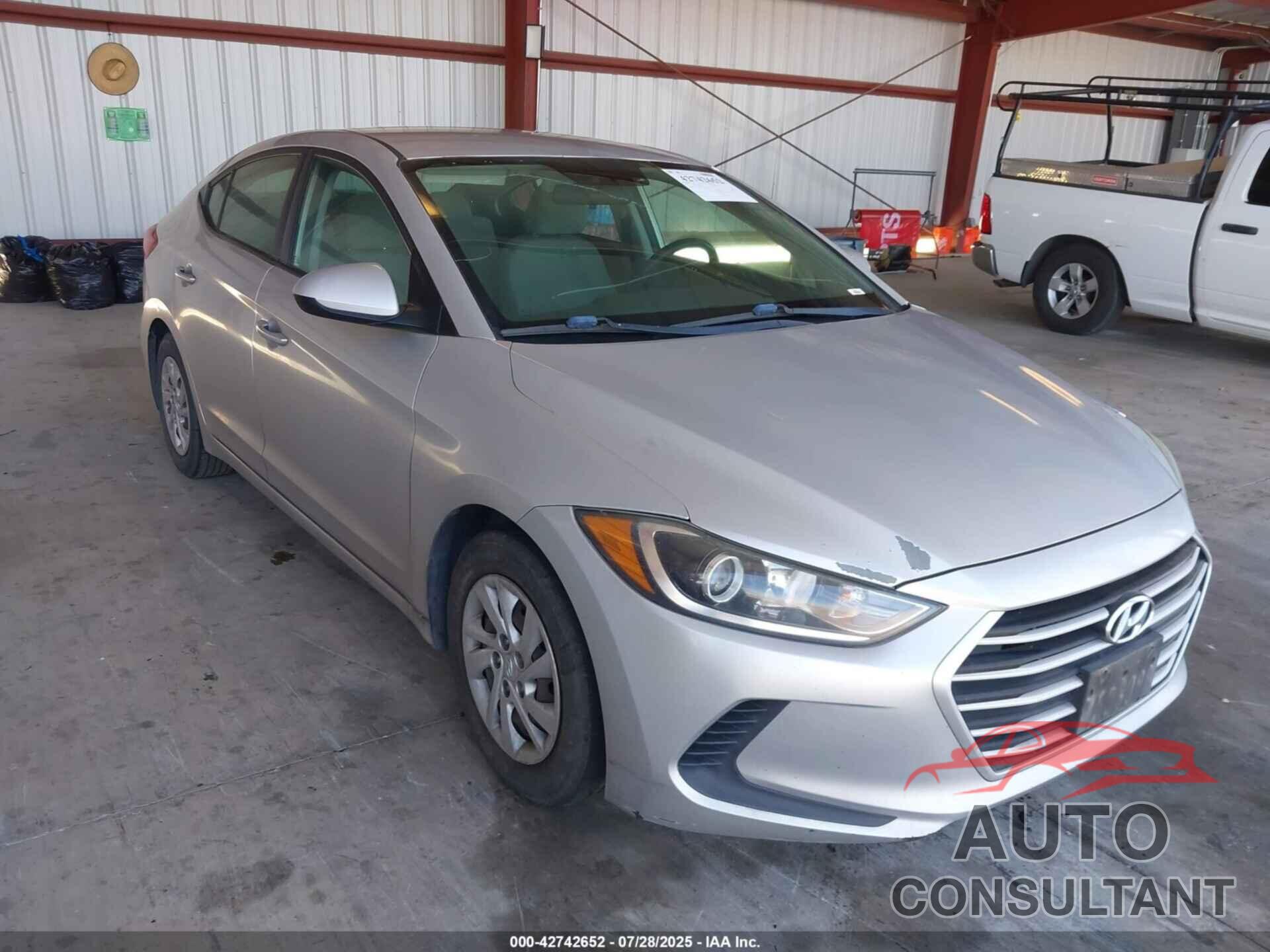 HYUNDAI ELANTRA 2017 - 5NPD74LFXHH088901