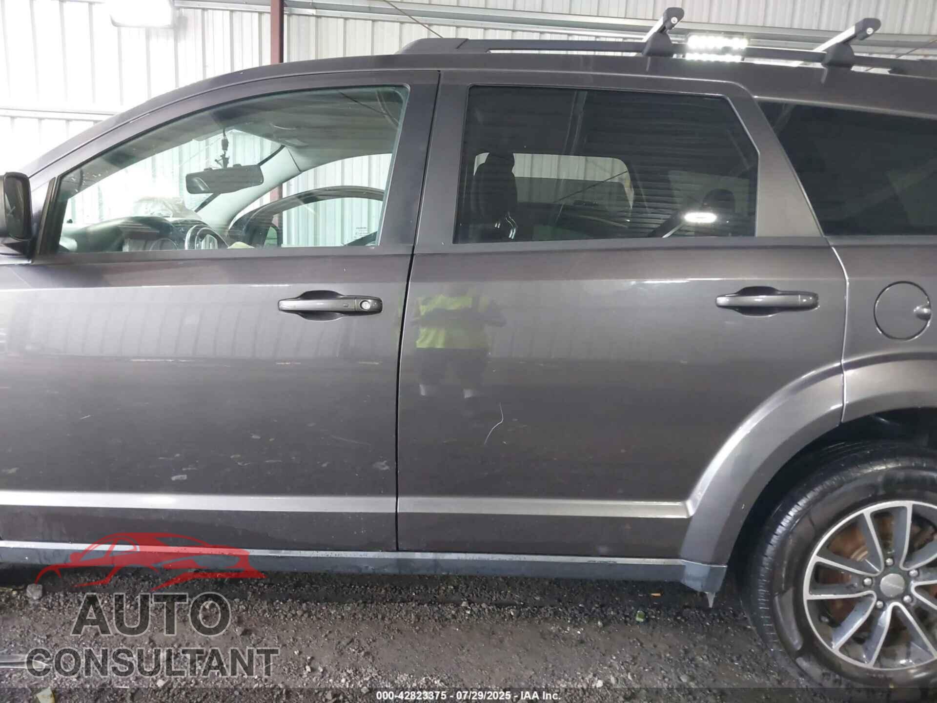 DODGE JOURNEY 2017 - 3C4PDCAB1HT629902