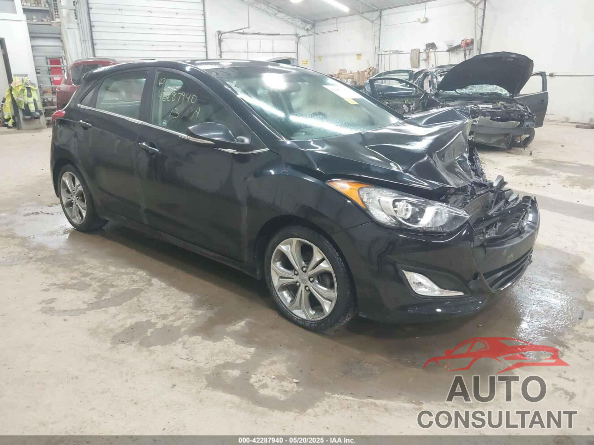 HYUNDAI ELANTRA GT 2013 - KMHD35LE9DU052086
