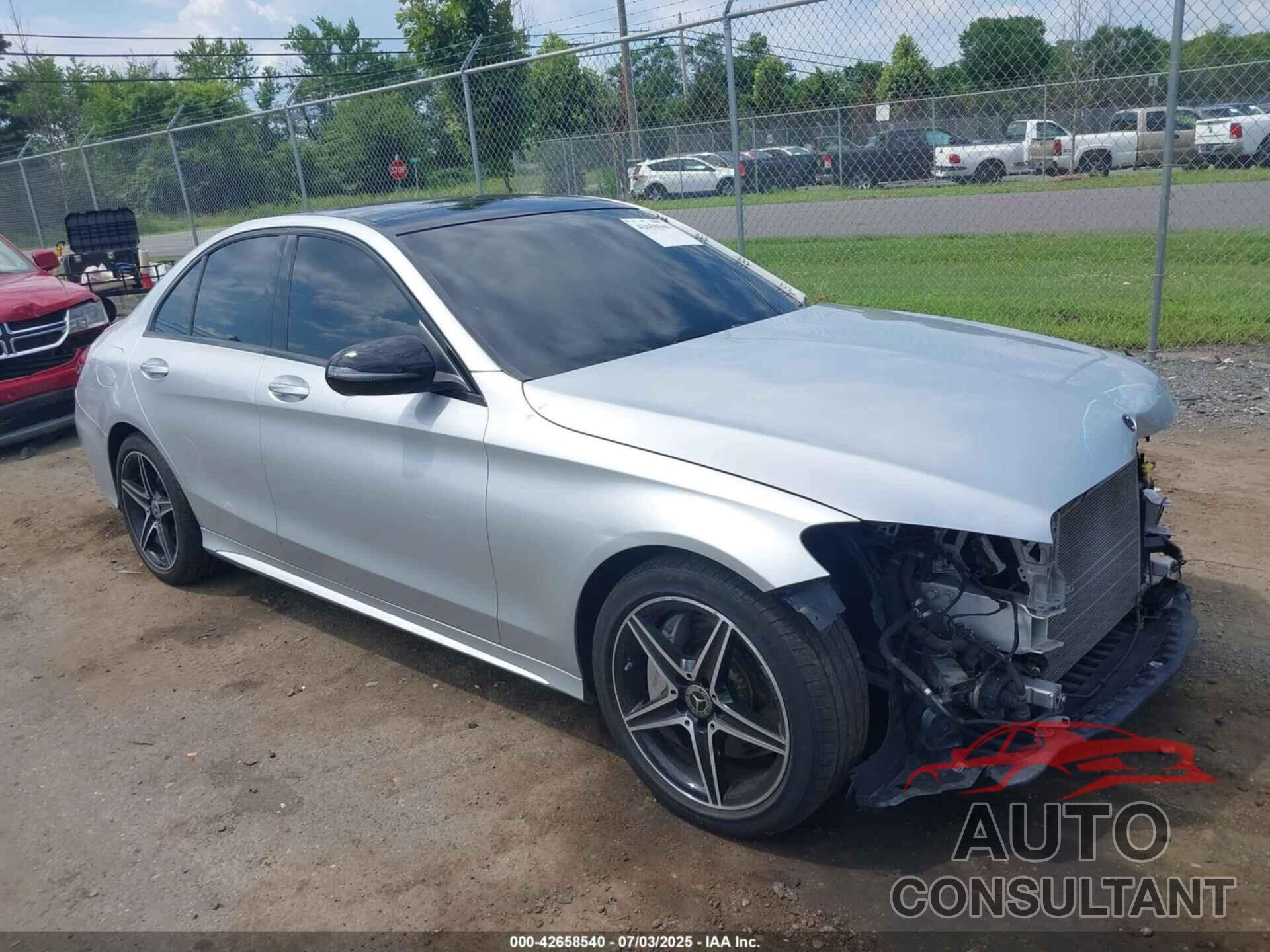 MERCEDES-BENZ C 300 2018 - 55SWF4KB2JU273845