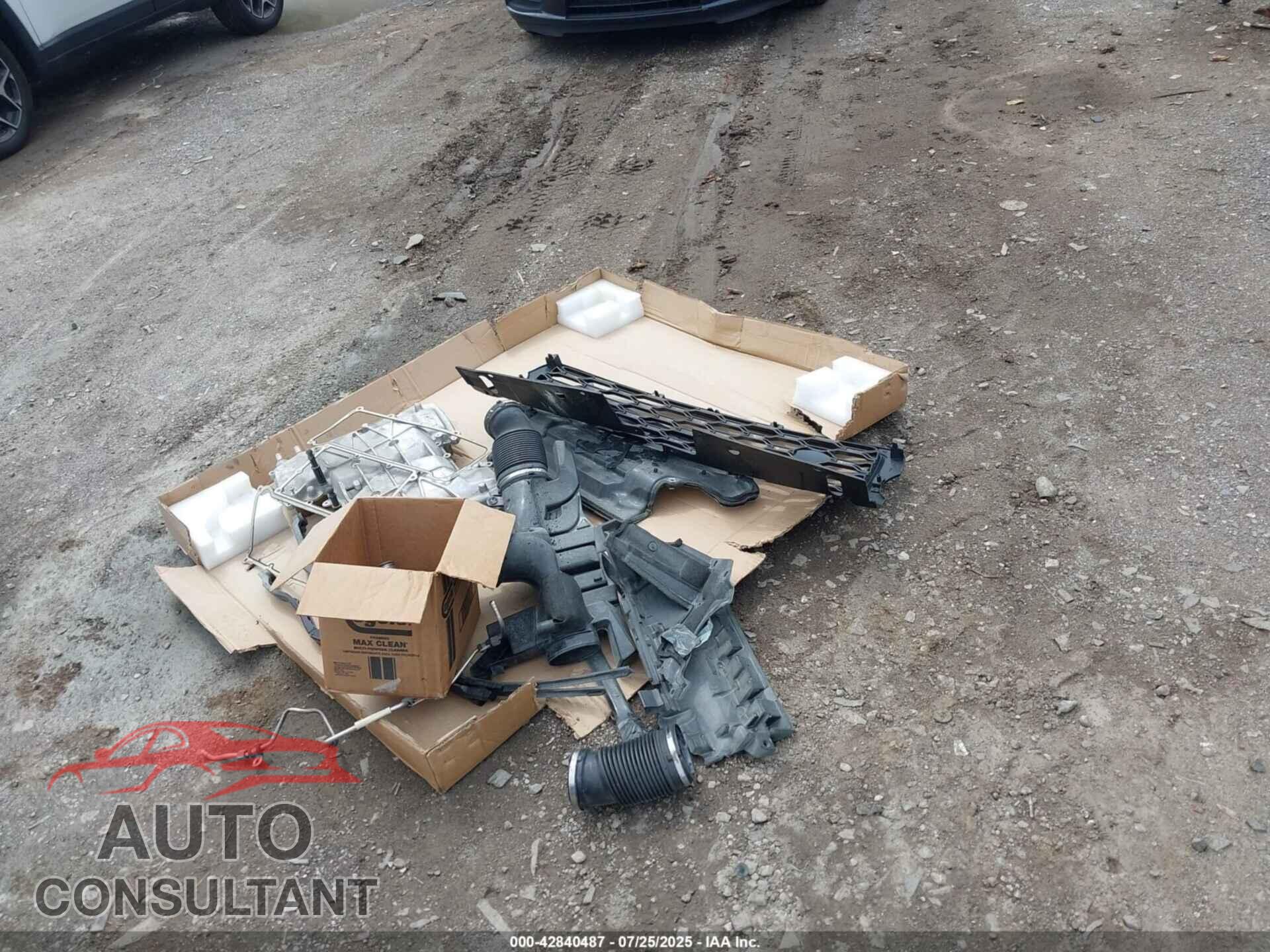 LAND ROVER RANGE ROVER 2017 - SALGS2FE9HA347087
