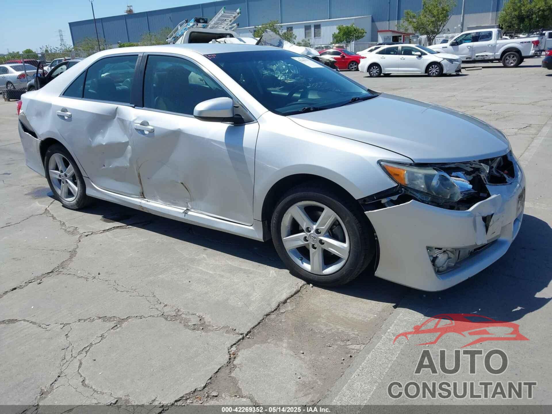 TOYOTA CAMRY 2014 - 4T1BF1FK0EU371581