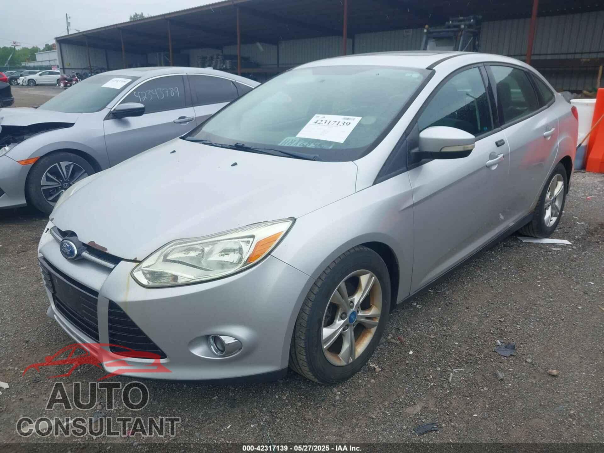 FORD FOCUS 2012 - 1FAHP3F24CL194324