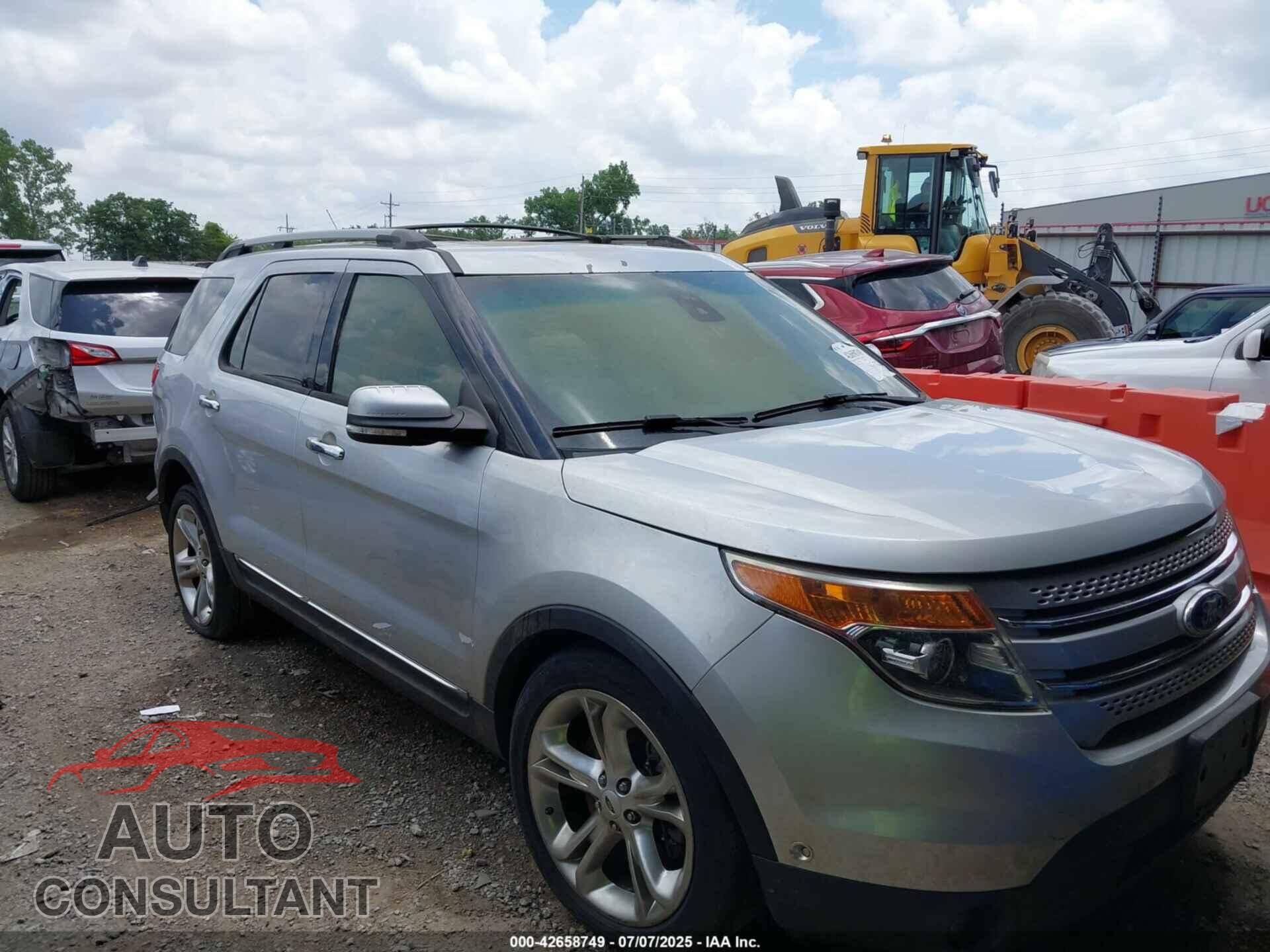 FORD EXPLORER 2015 - 1FM5K7F93FGC24552