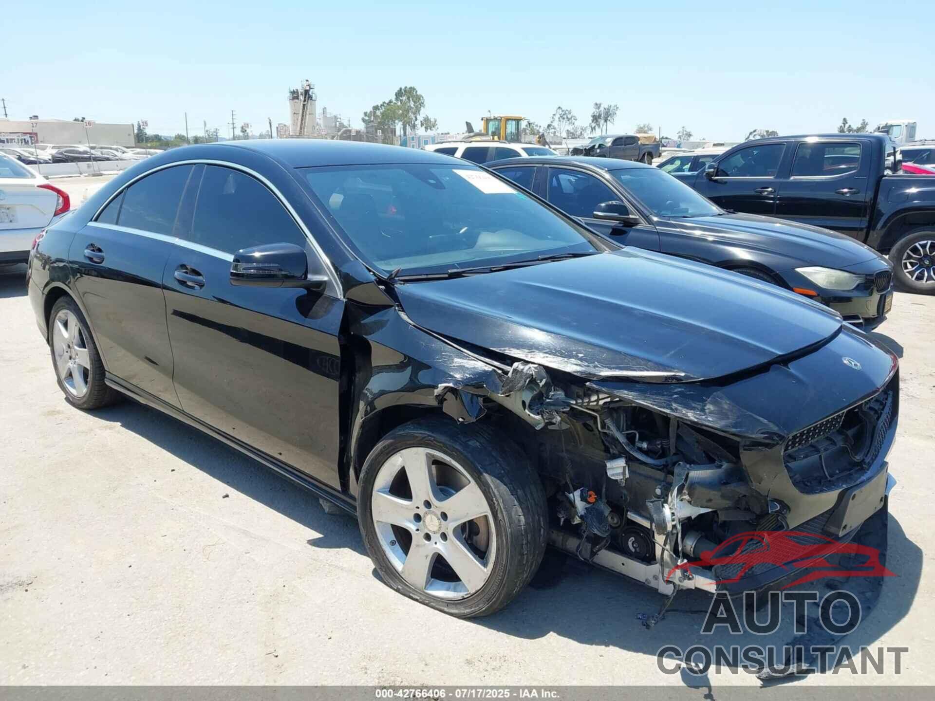 MERCEDES-BENZ CLA 250 2018 - WDDSJ4EB2JN551354