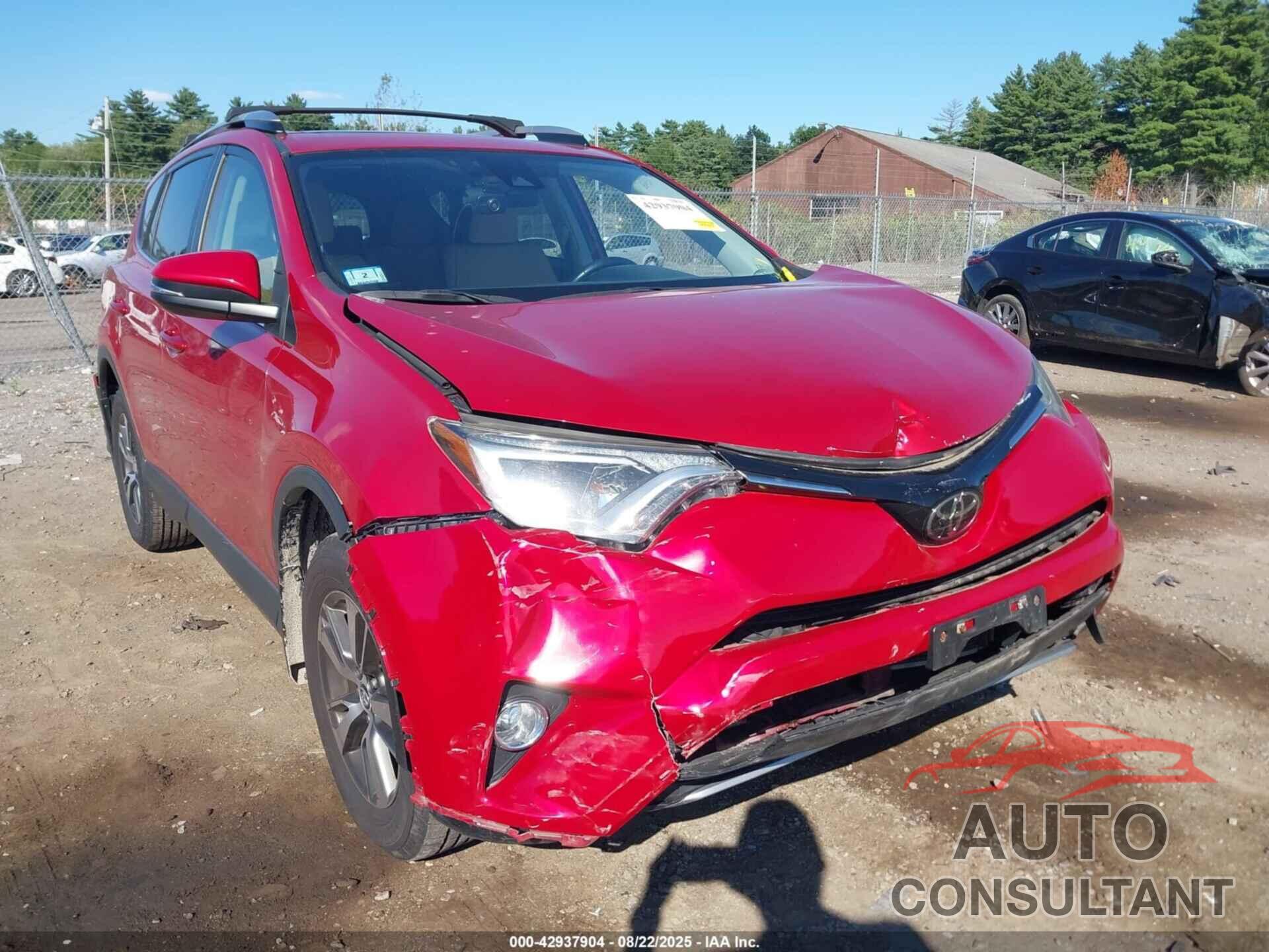 TOYOTA RAV4 2017 - JTMRFREV4HJ175064