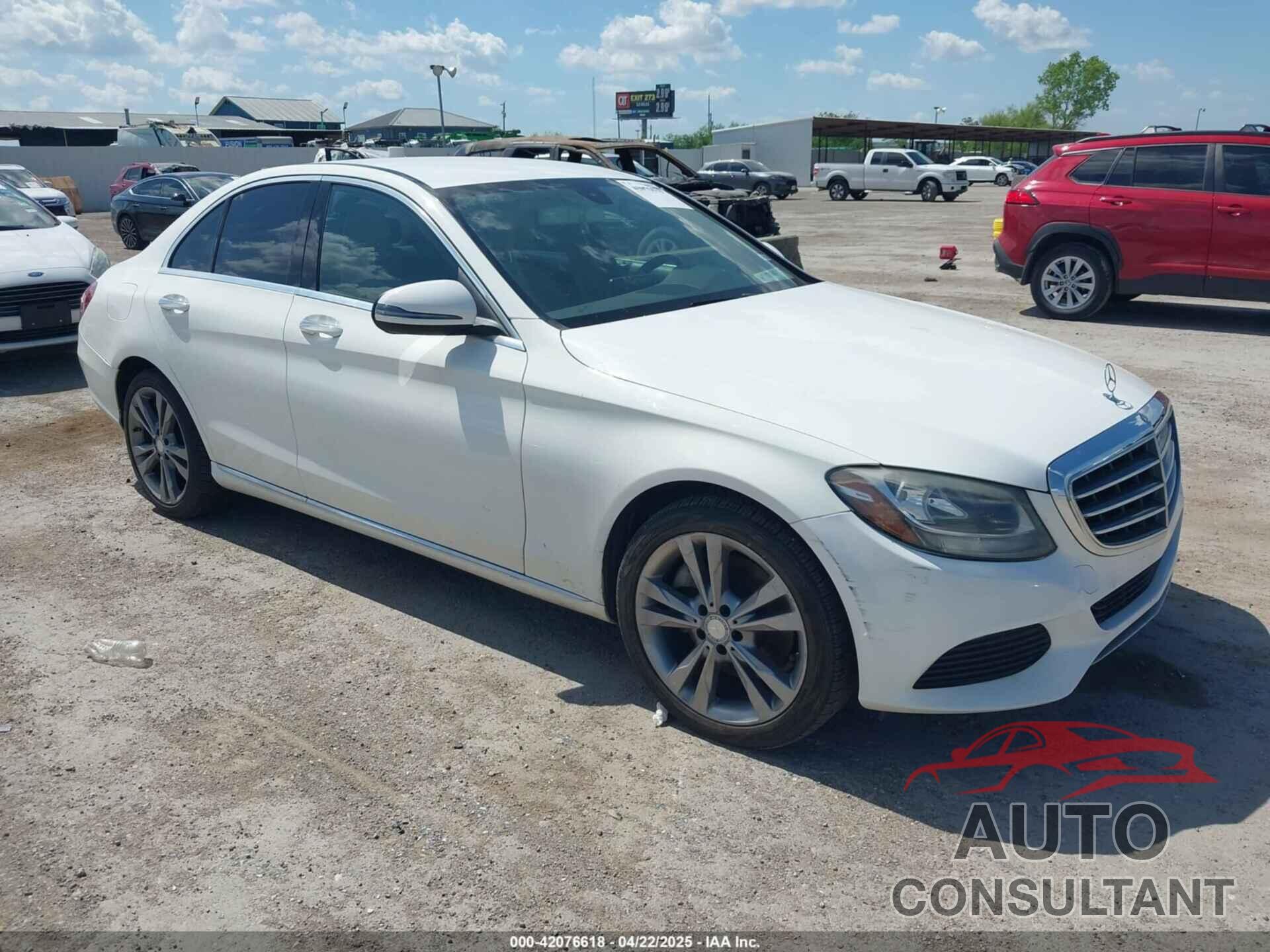 MERCEDES-BENZ C 300 2016 - 55SWF4JB0GU170482