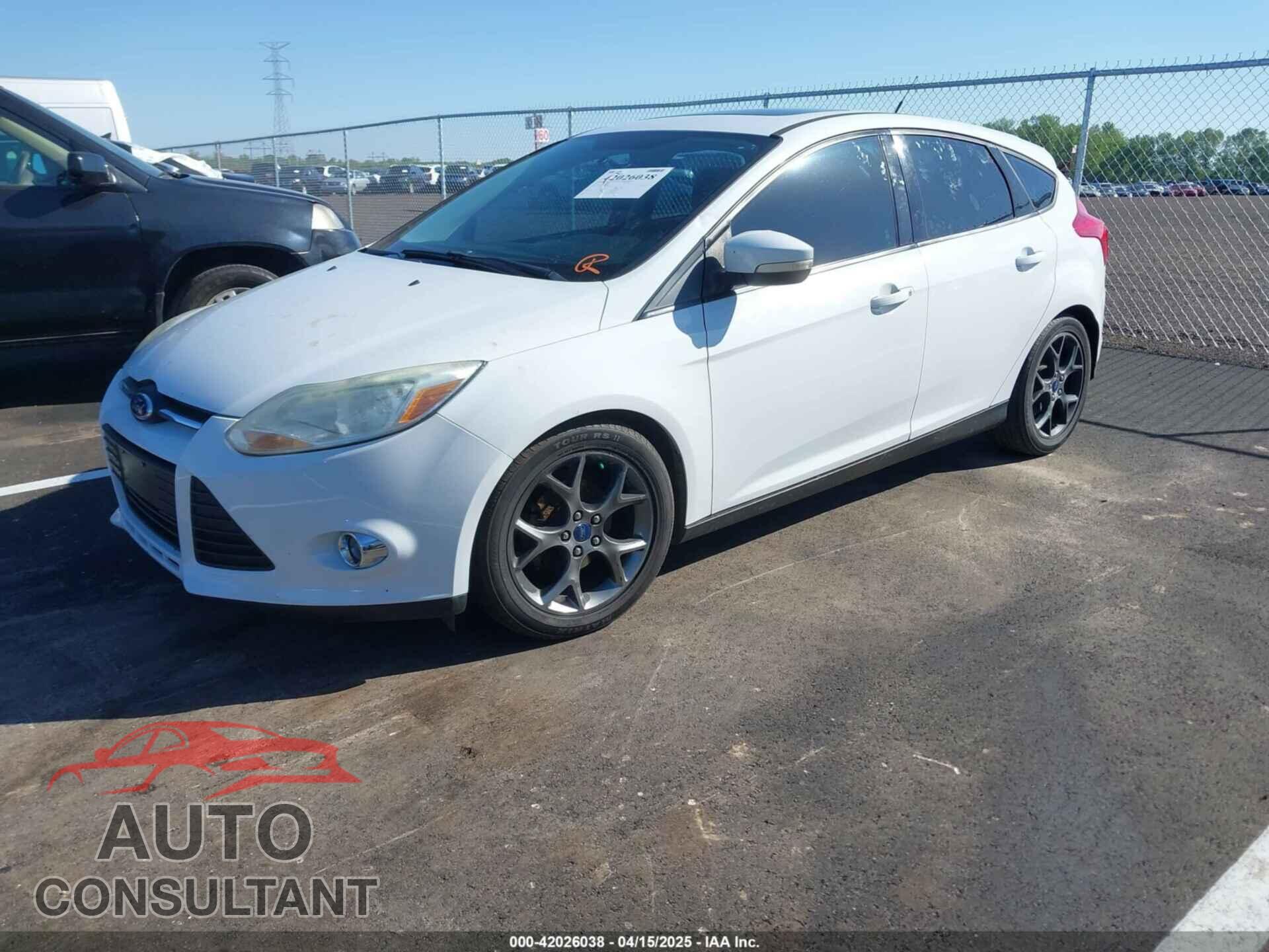FORD FOCUS 2014 - 1FADP3K24EL314209