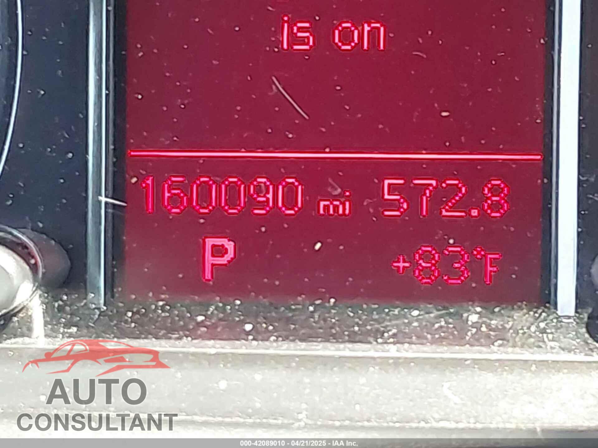 AUDI Q5 2011 - WA1DKAFP7BA040329