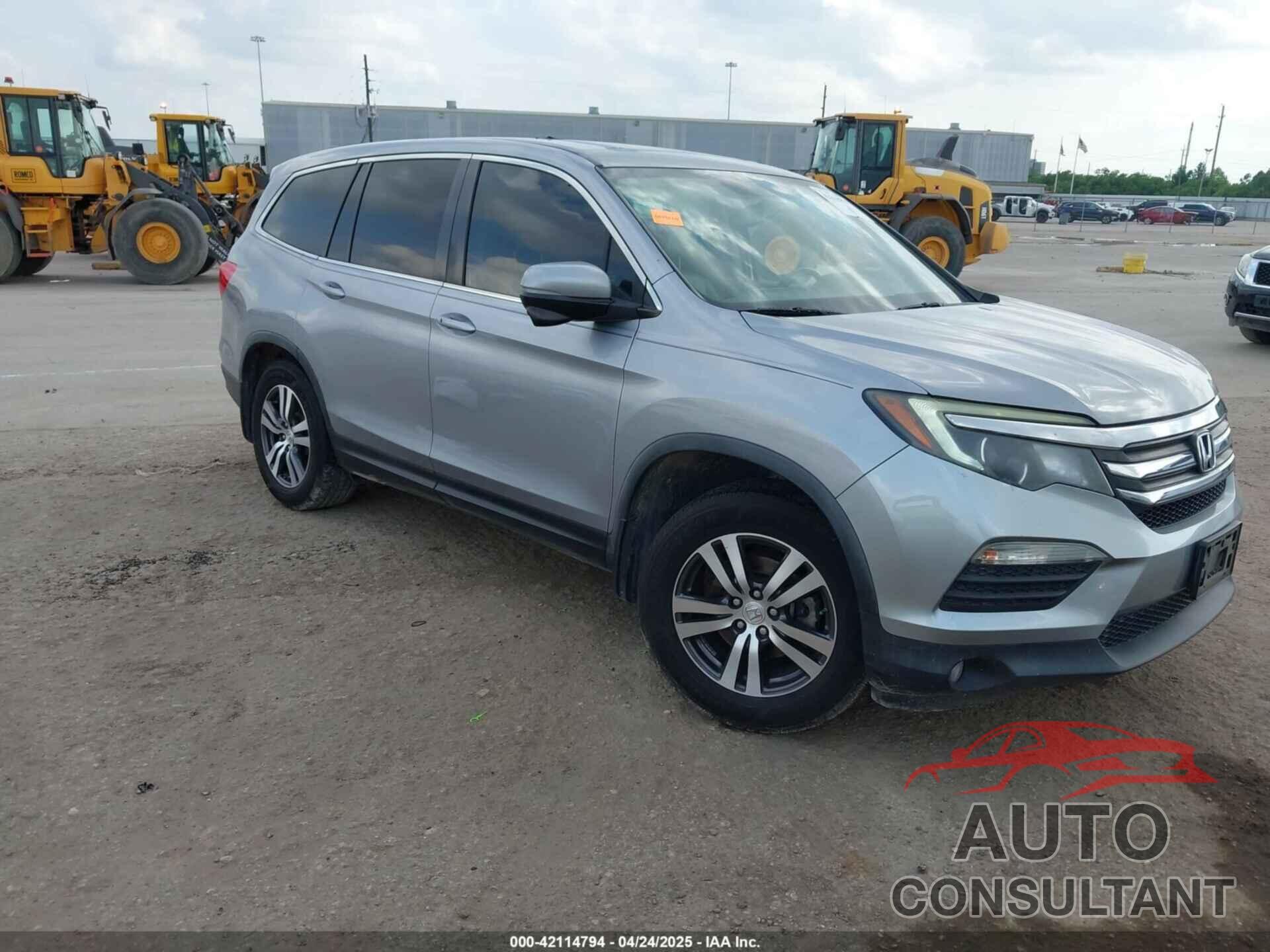 HONDA PILOT 2017 - 5FNYF6H50HB101010