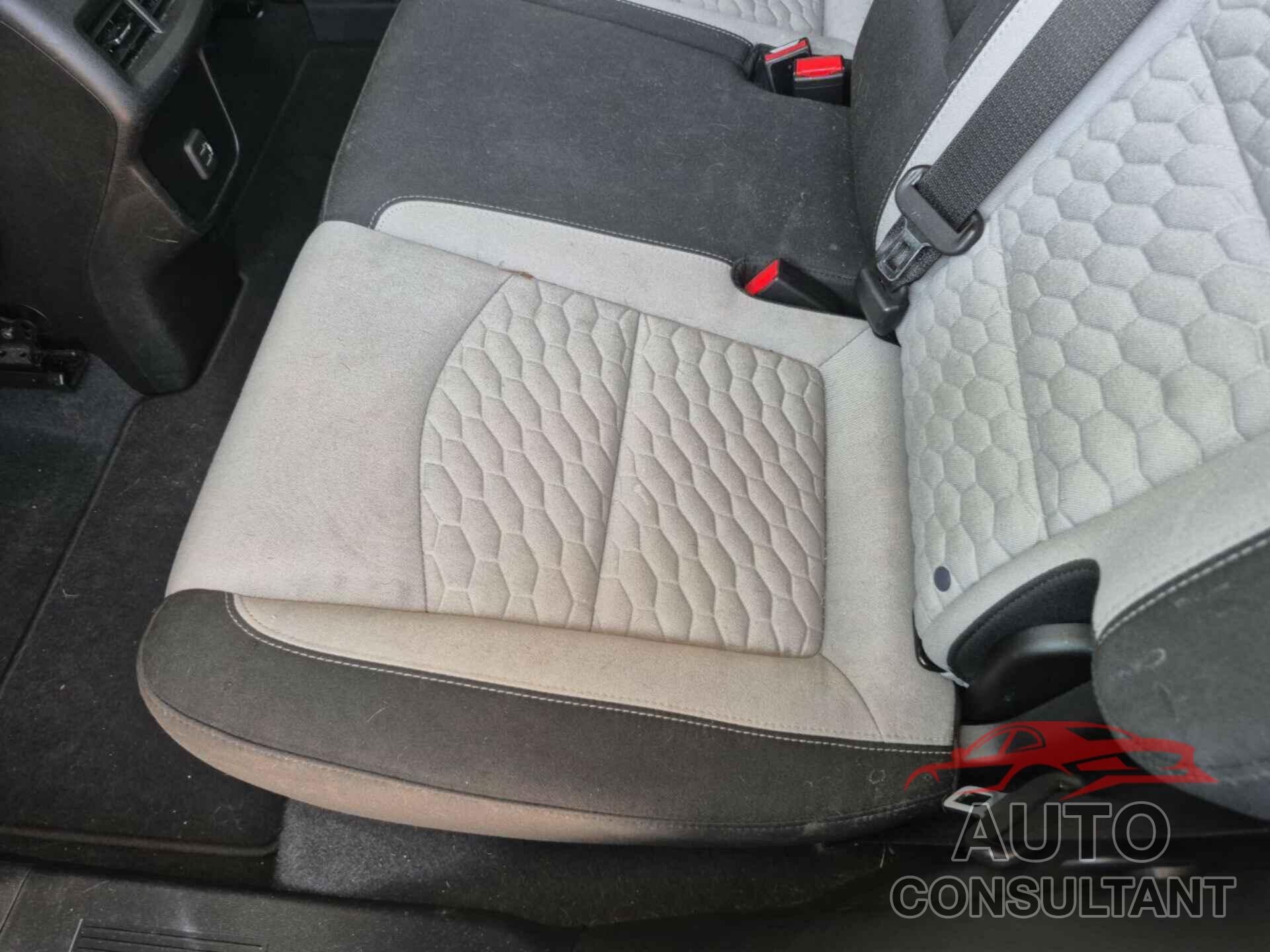 CHEVROLET EQUINOX 2019 - 2GNAXJEV2K6259889