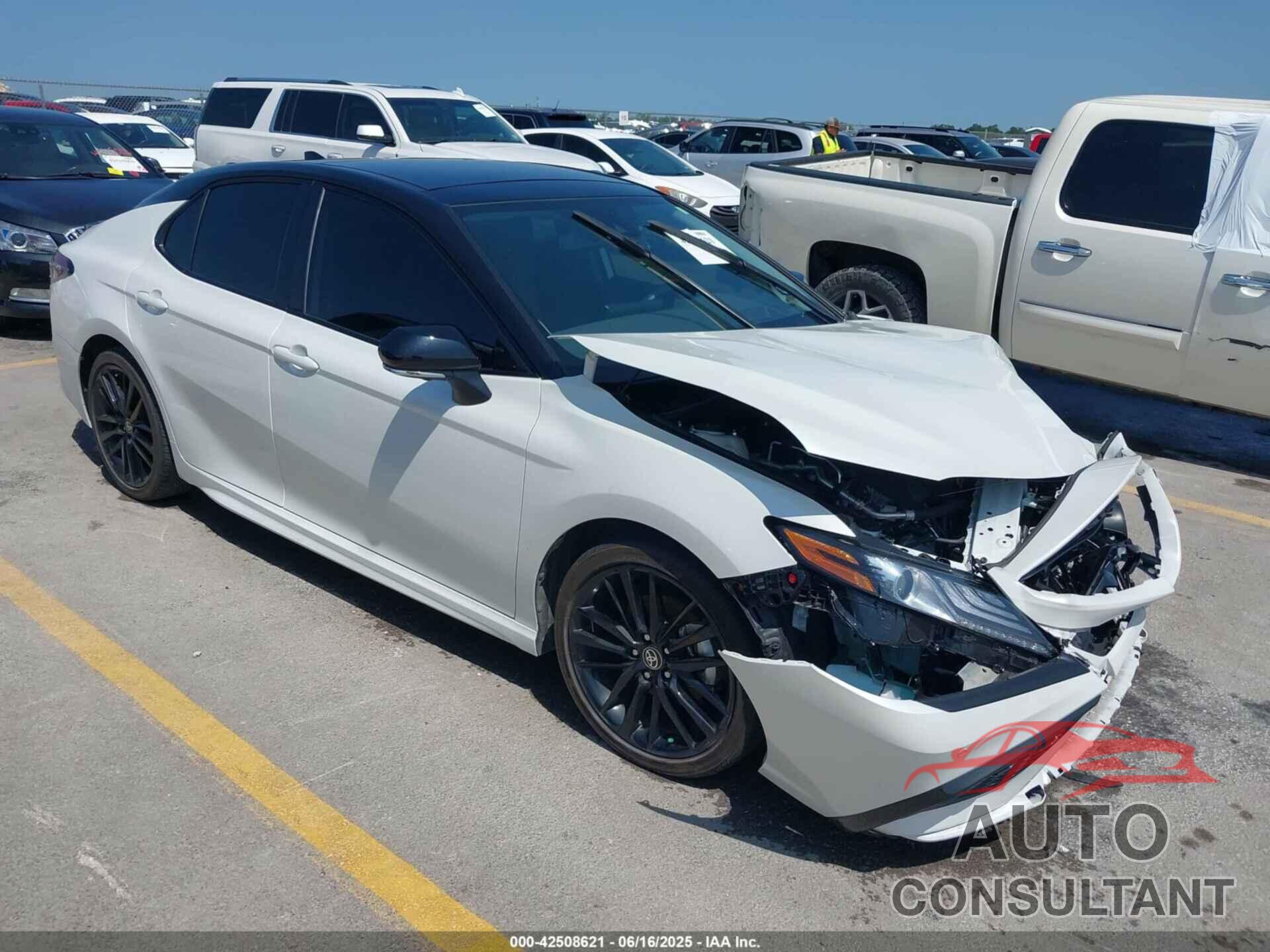 TOYOTA CAMRY 2023 - 4T1KZ1AKXPU085075