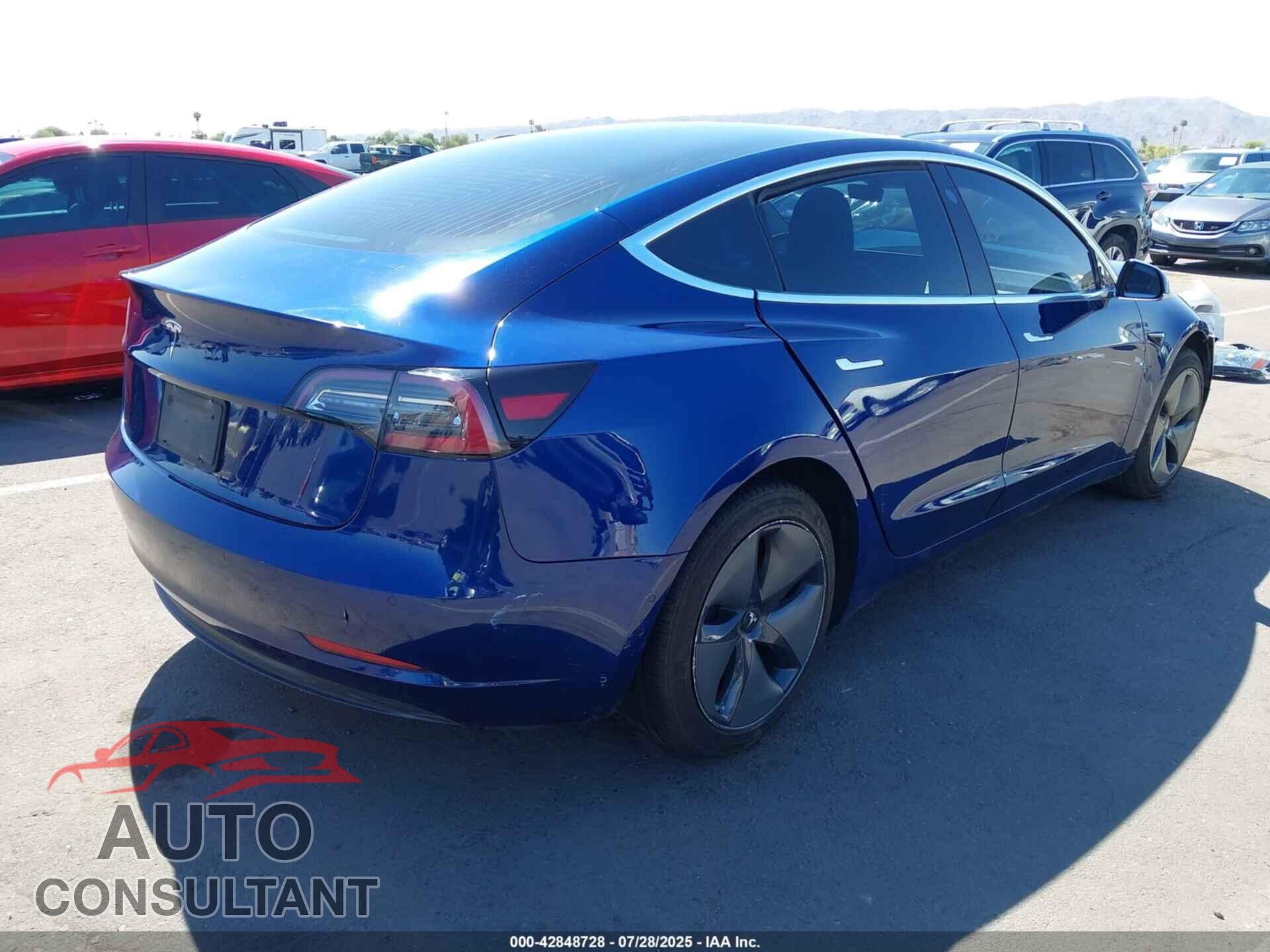 TESLA MODEL 3 2019 - 5YJ3E1EA5KF427118