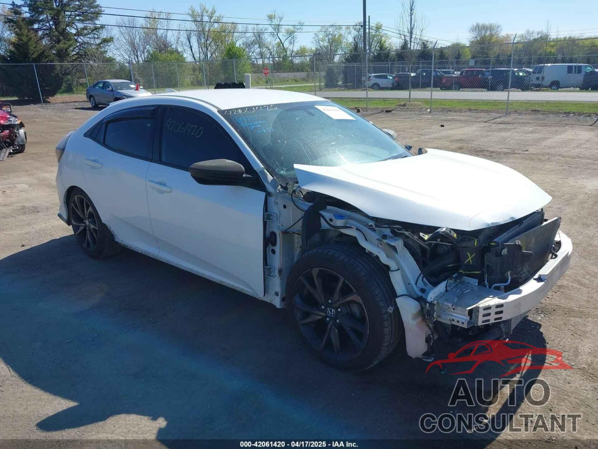 HONDA CIVIC 2018 - SHHFK7G44JU205358