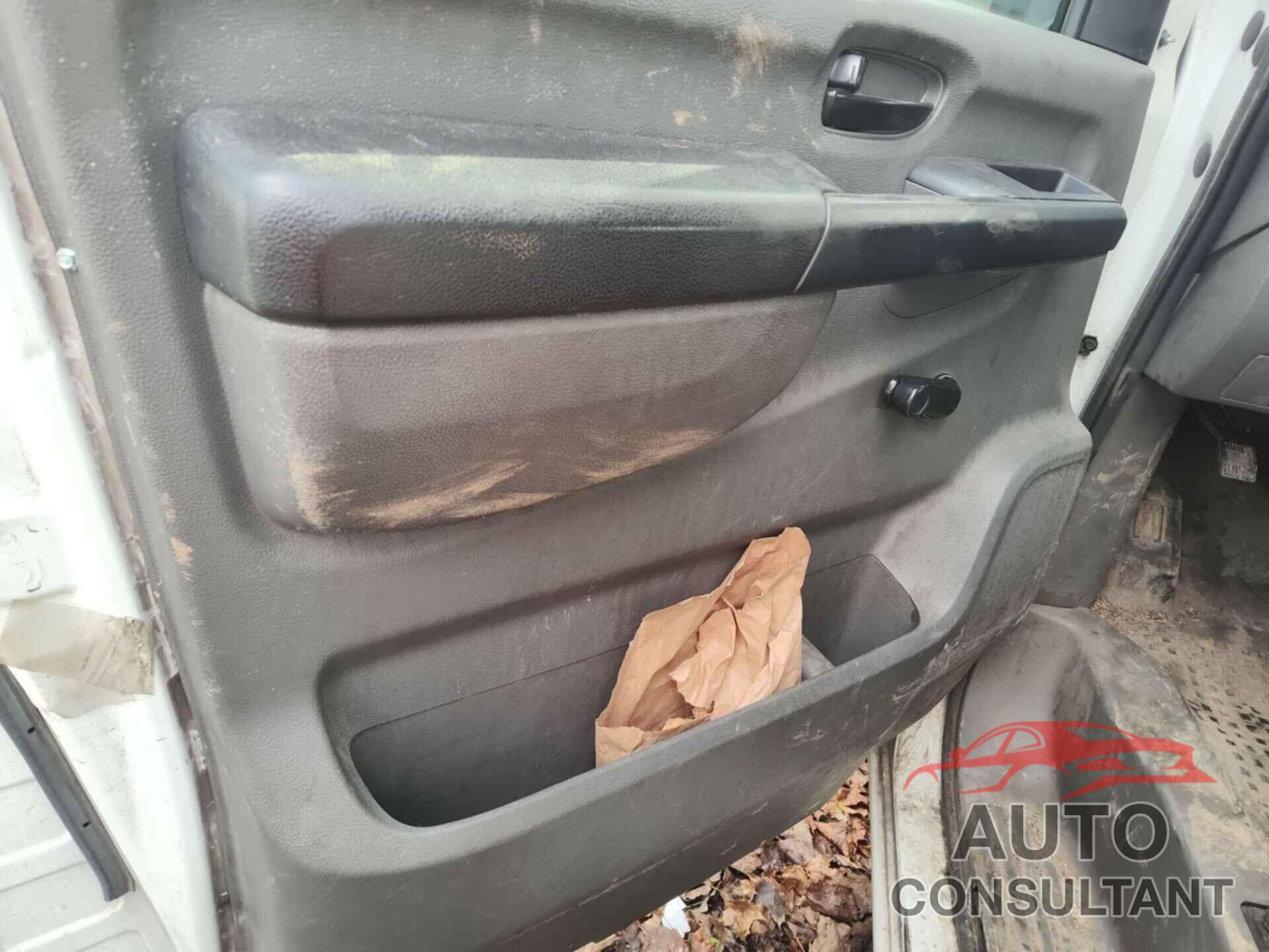 NISSAN NV 2012 - 1N6BF0LX0CN111670
