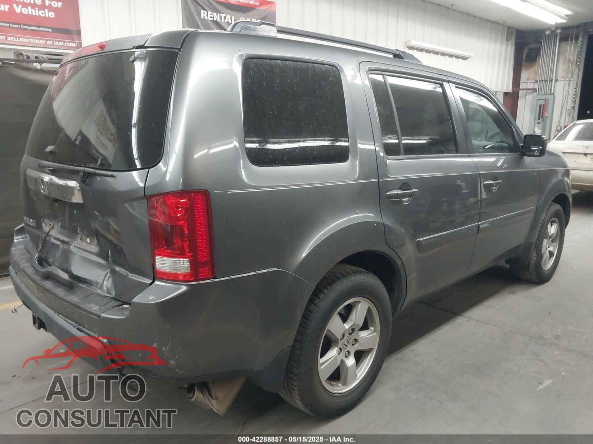 HONDA PILOT 2011 - 5FNYF3H49BB051589