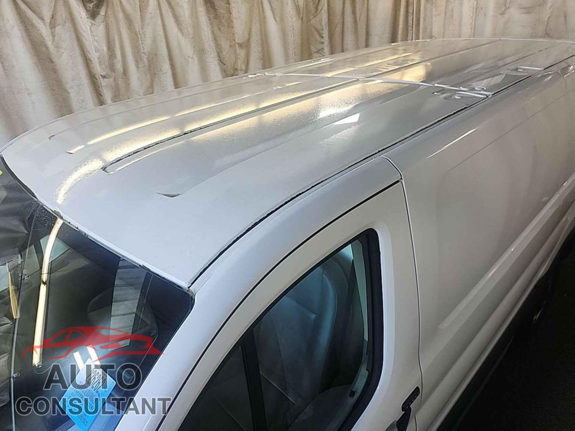FORD TRANSIT 2015 - 1FTNE1YM5FKB32477