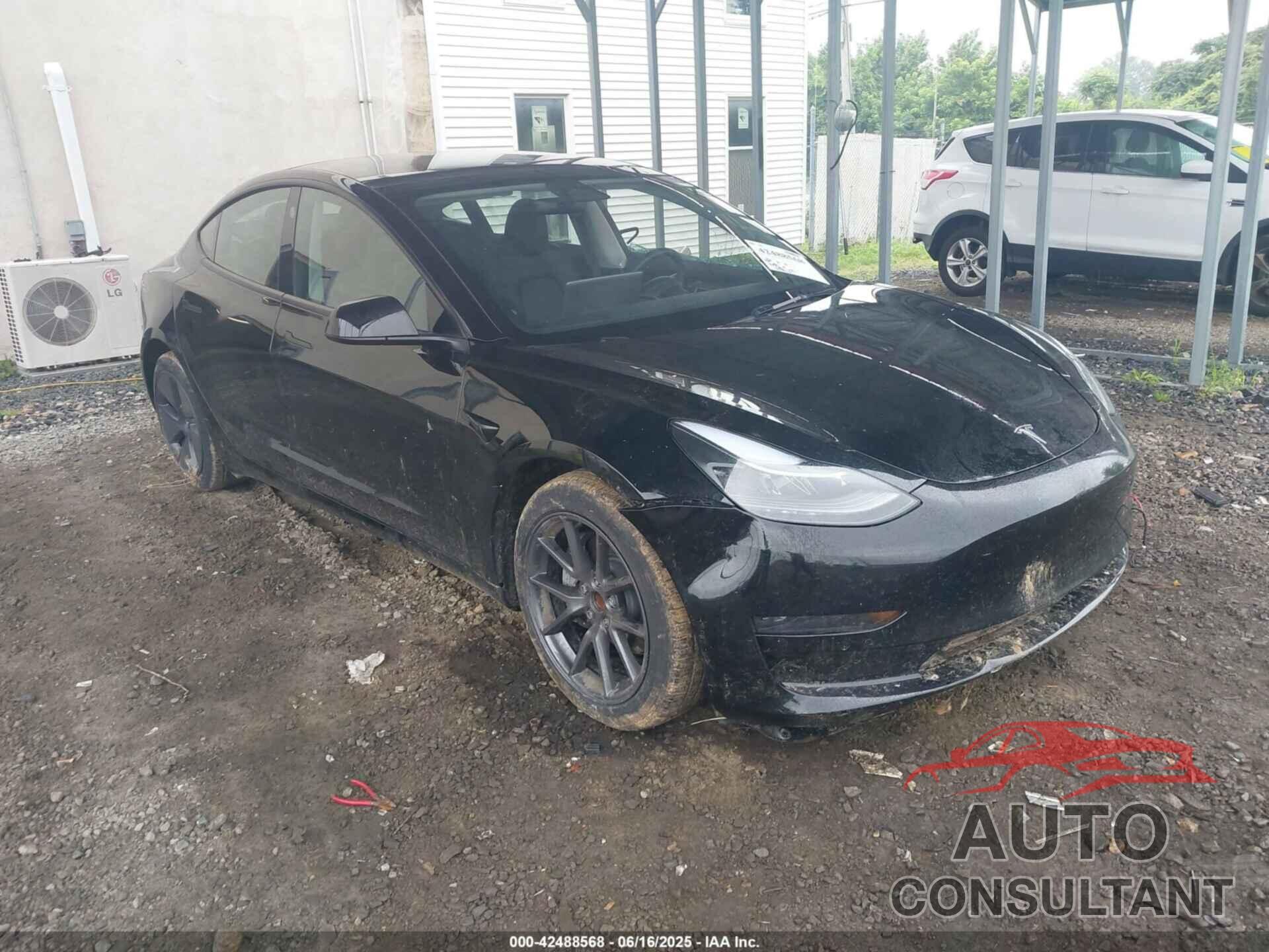 TESLA MODEL 3 2023 - 5YJ3E1EAXPF678417