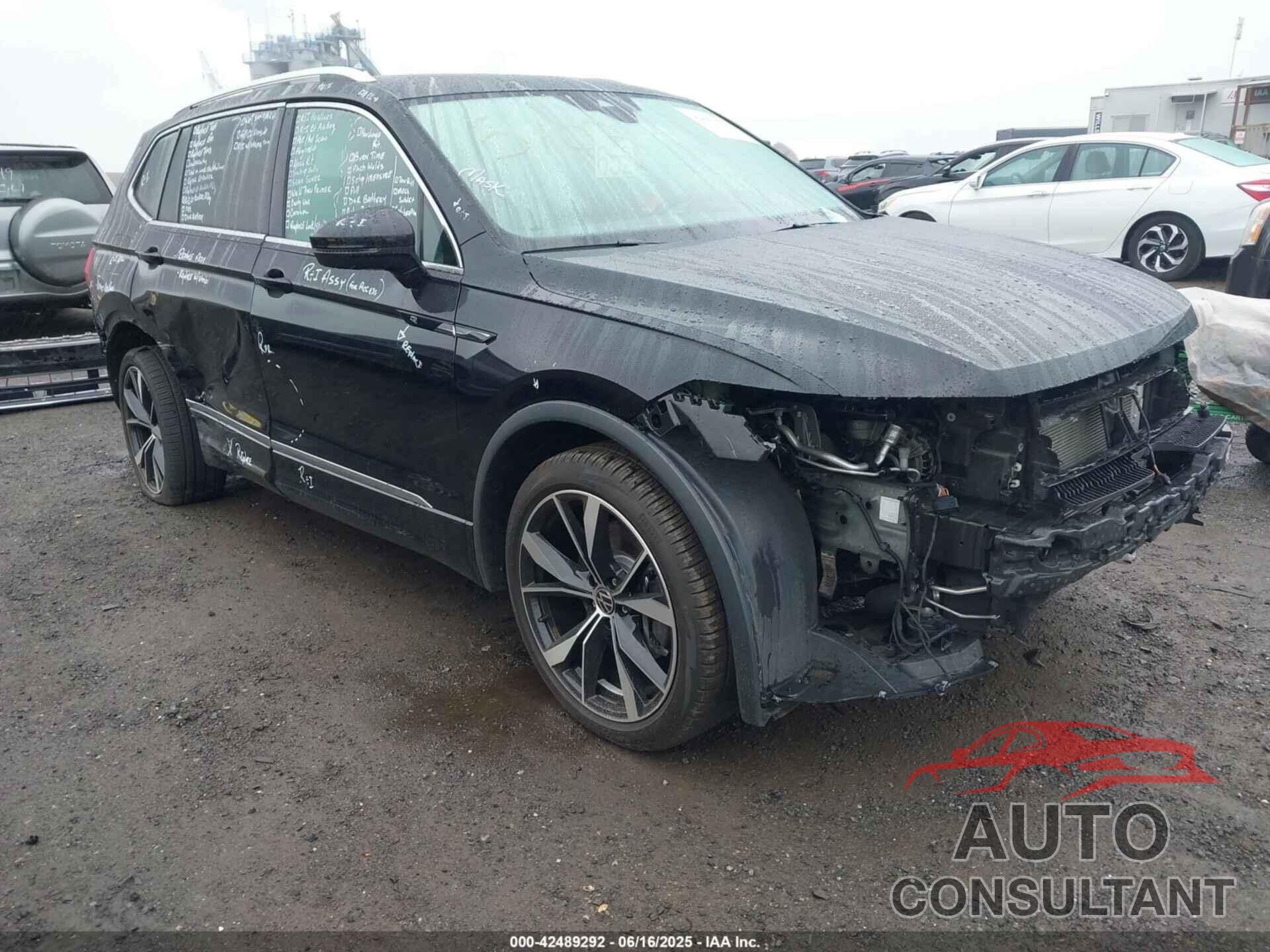 VOLKSWAGEN TIGUAN 2023 - 3VV4B7AX5PM120501