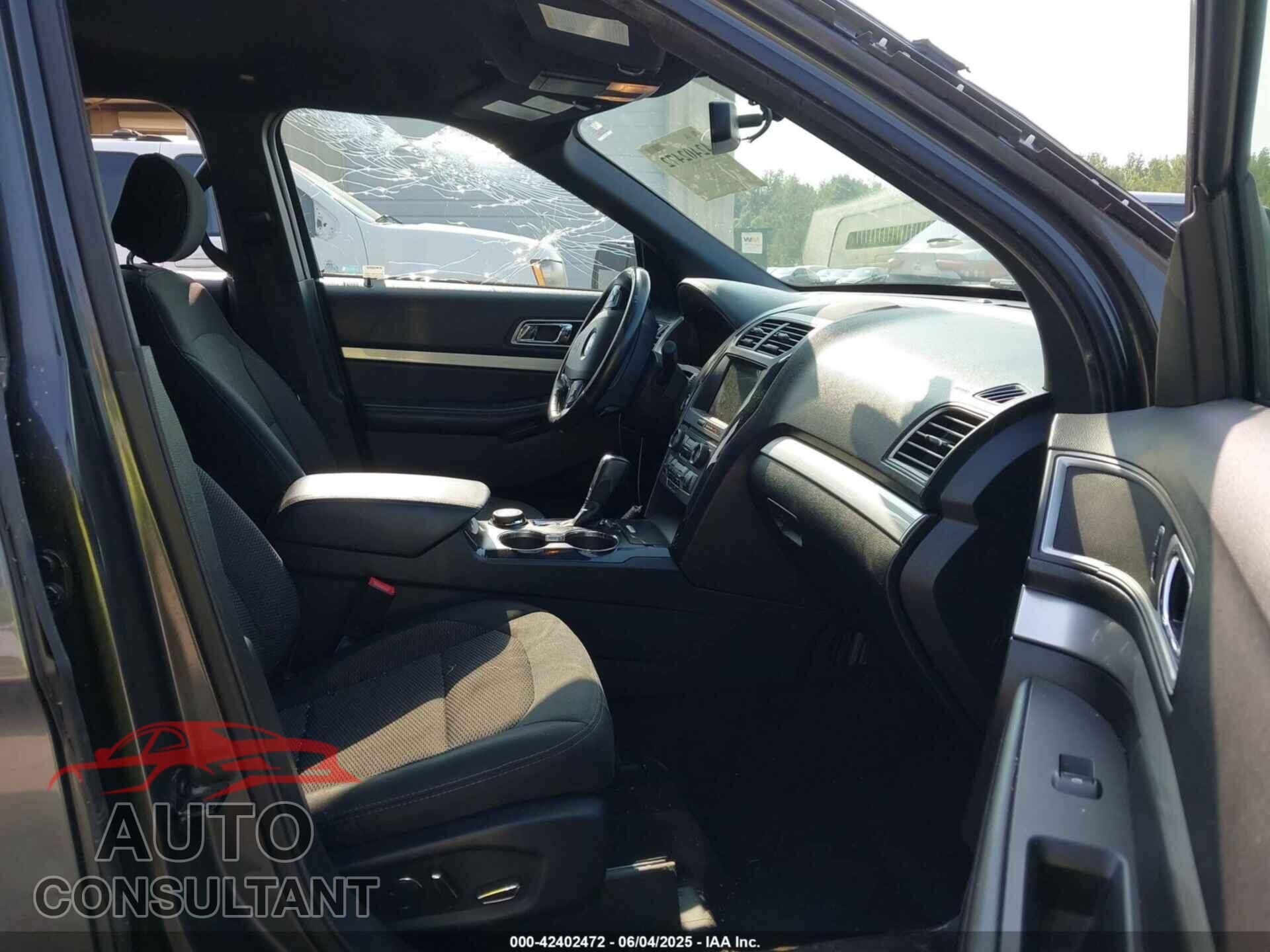 FORD EXPLORER 2017 - 1FM5K8D82HGC79240