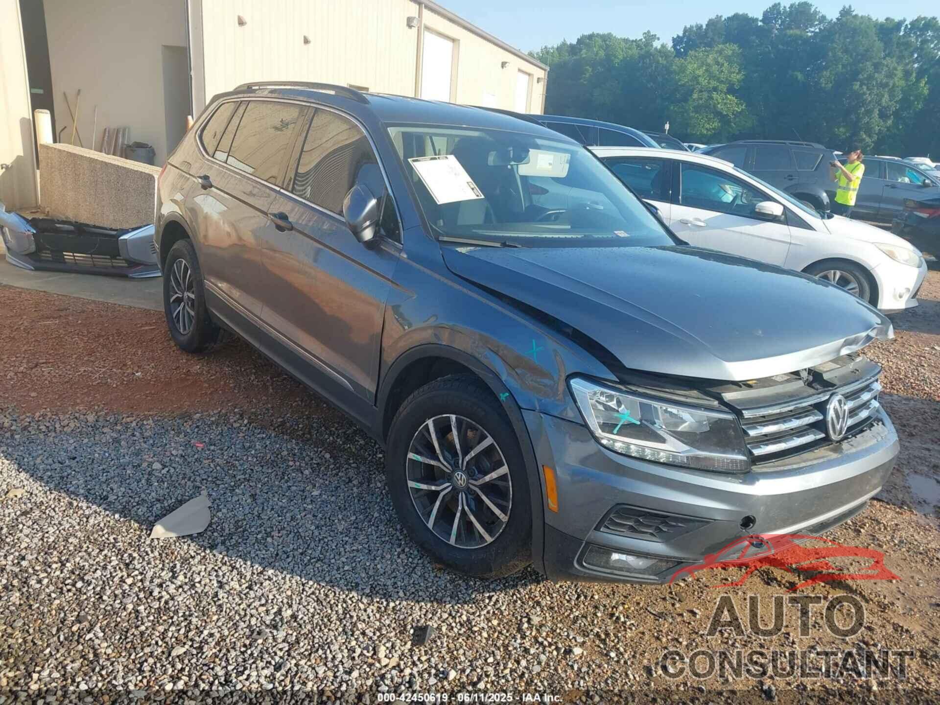 VOLKSWAGEN TIGUAN 2018 - 3VV3B7AX5JM003469