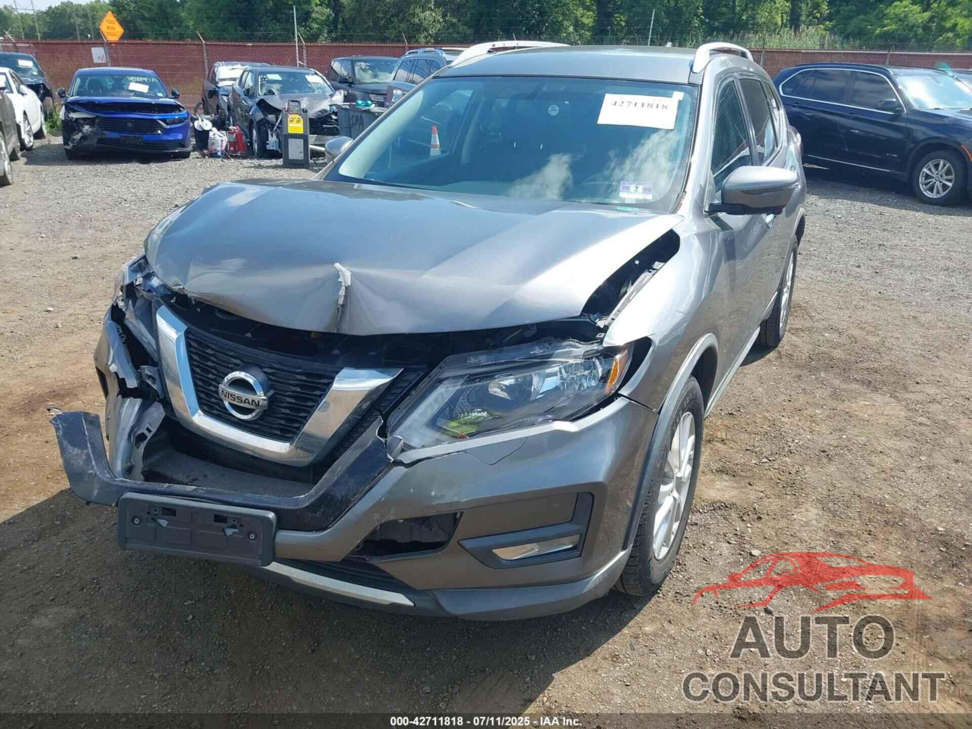 NISSAN ROGUE 2017 - KNMAT2MV8HP504666