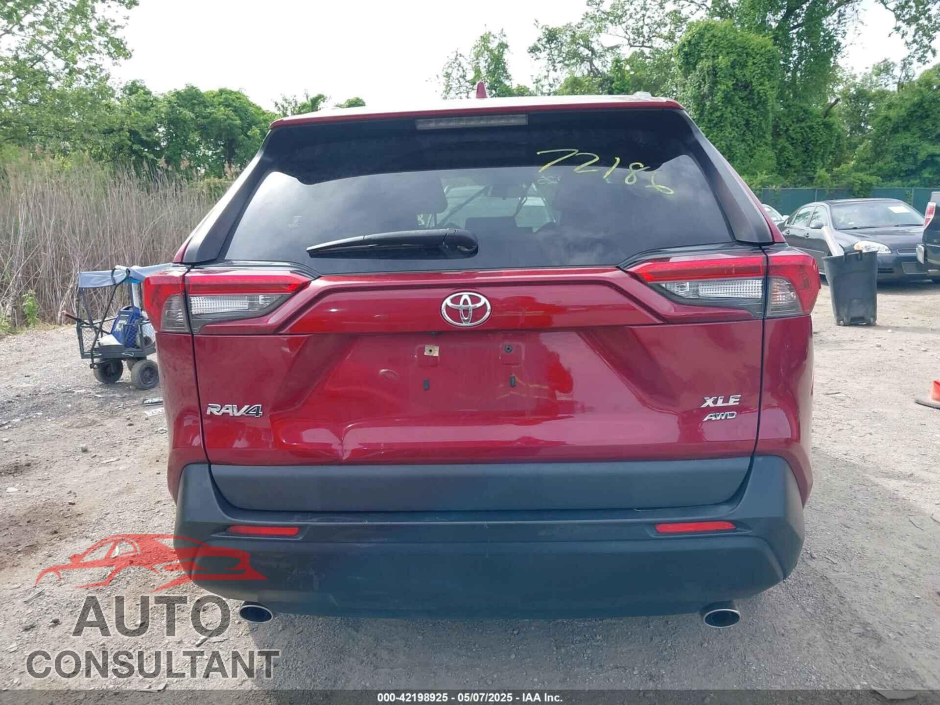 TOYOTA RAV4 2019 - JTMP1RFV2KD021348