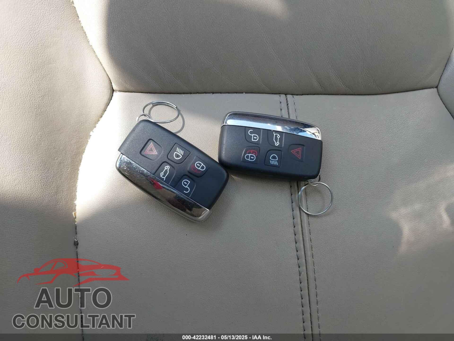 LAND ROVER LR4 2012 - SALAK2D40CA643978