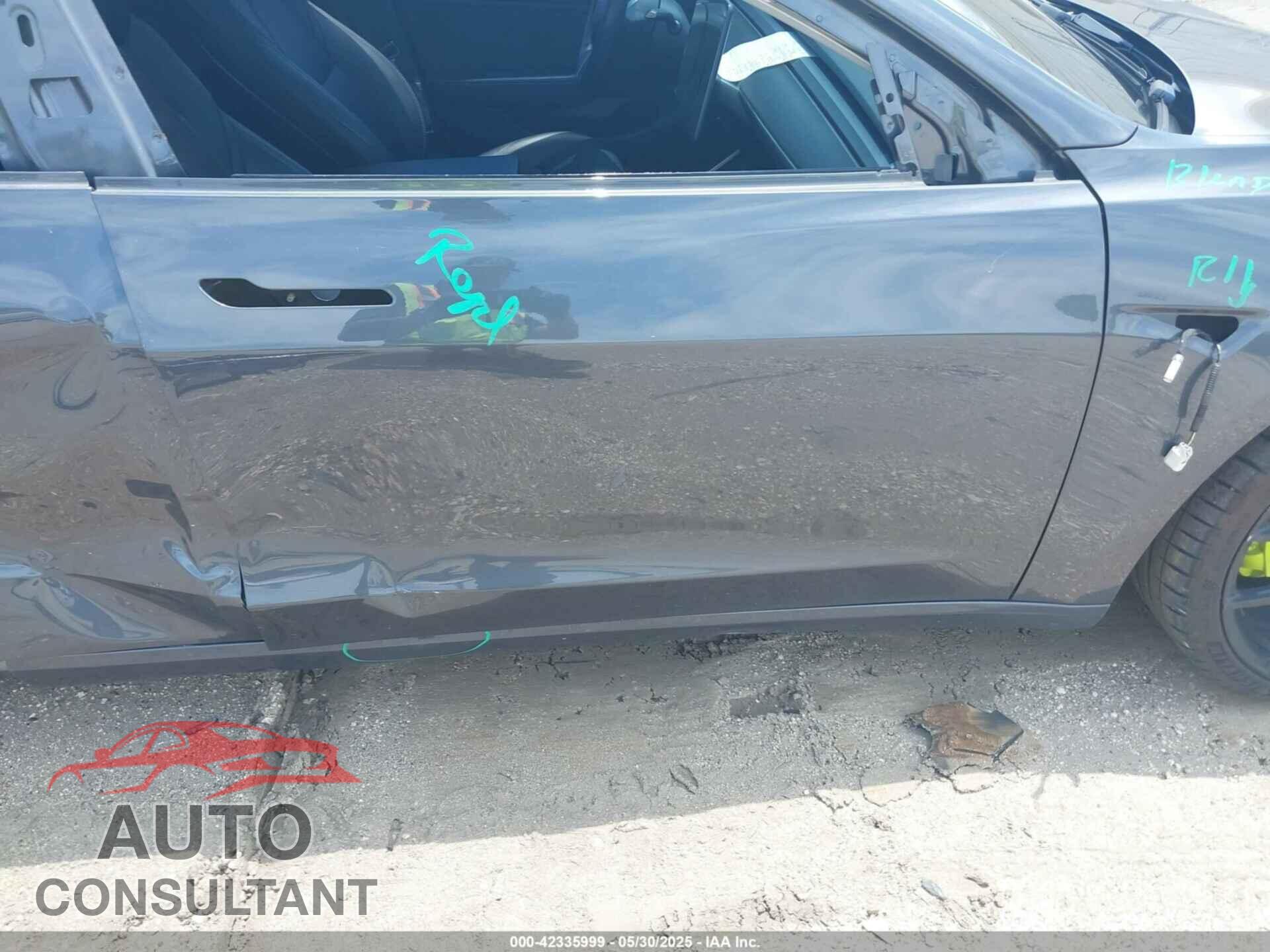 TESLA MODEL 3 2019 - 5YJ3E1EBXKF407245