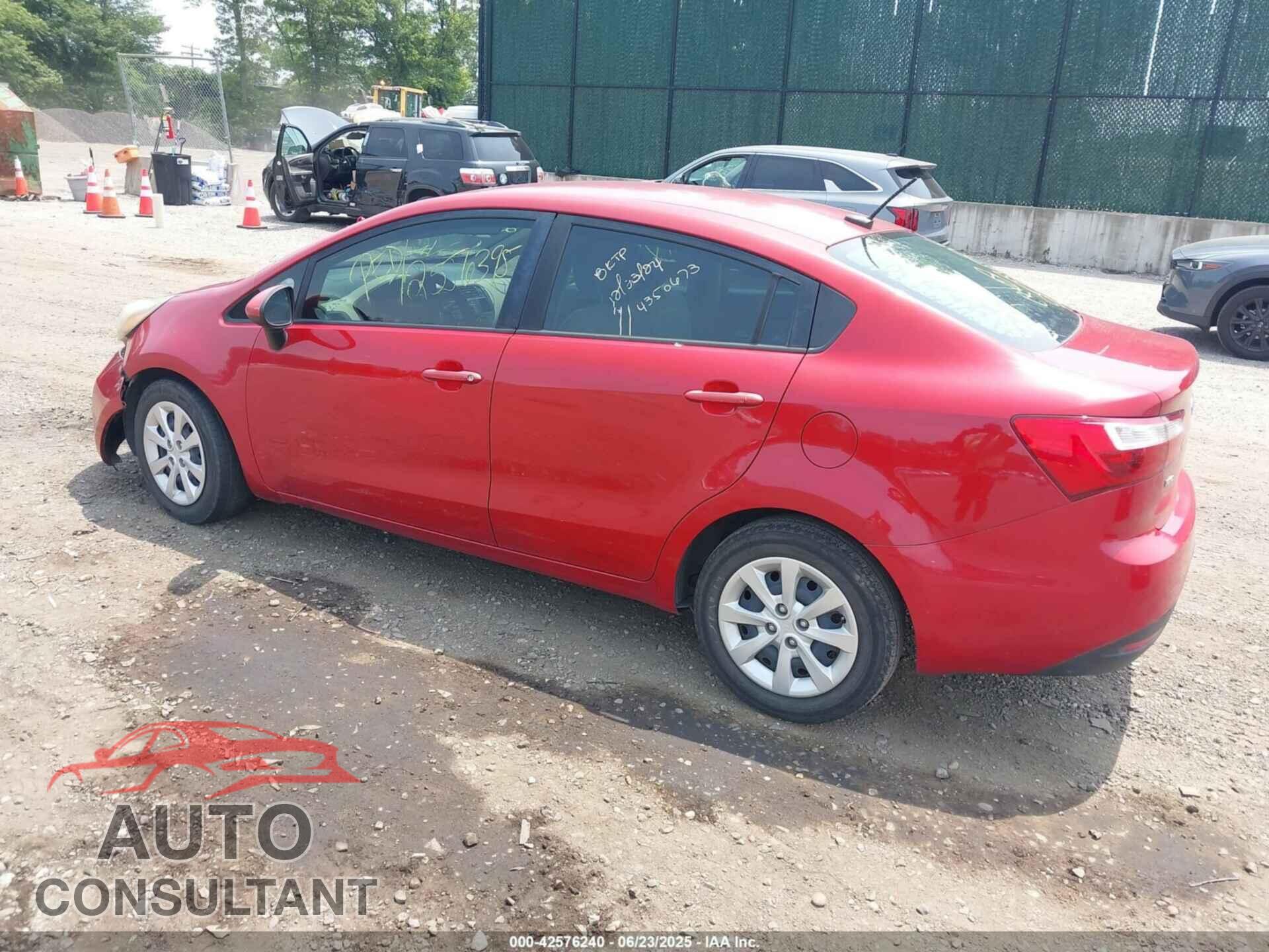 KIA RIO 2013 - KNADM4A35D6126408