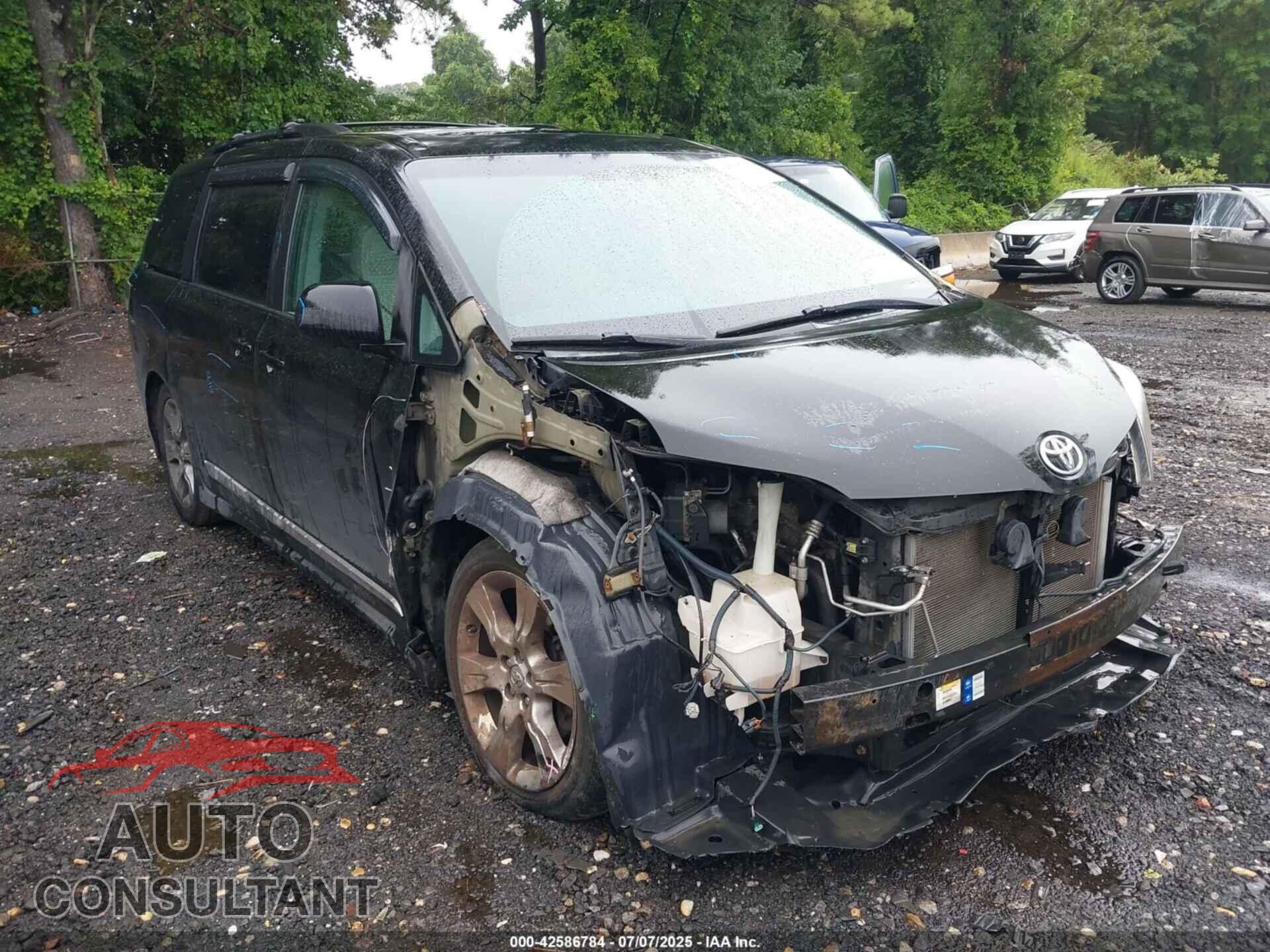 TOYOTA SIENNA 2012 - 5TDXK3DCXCS179776