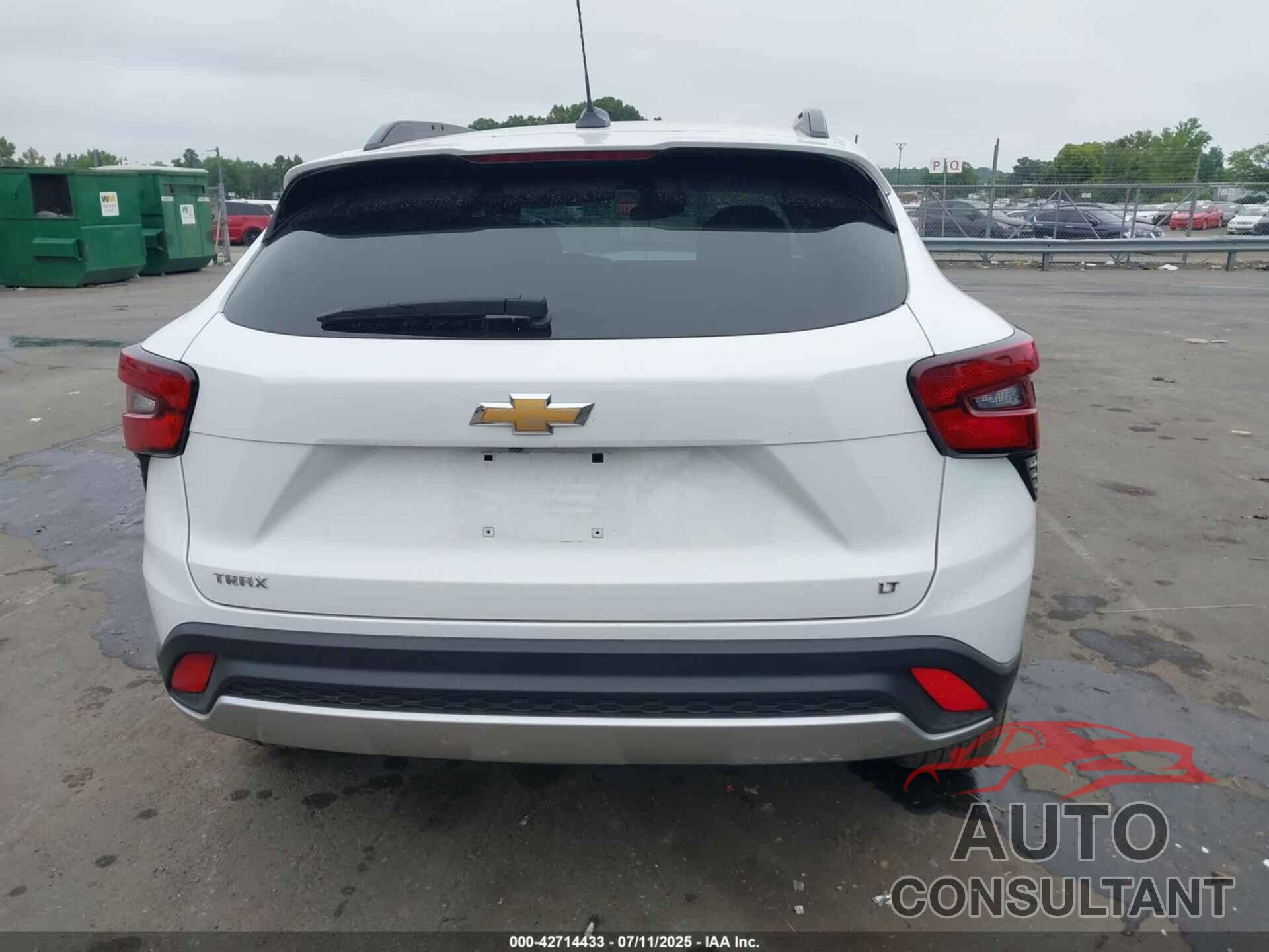 CHEVROLET TRAX 2024 - KL77LHE25RC226459