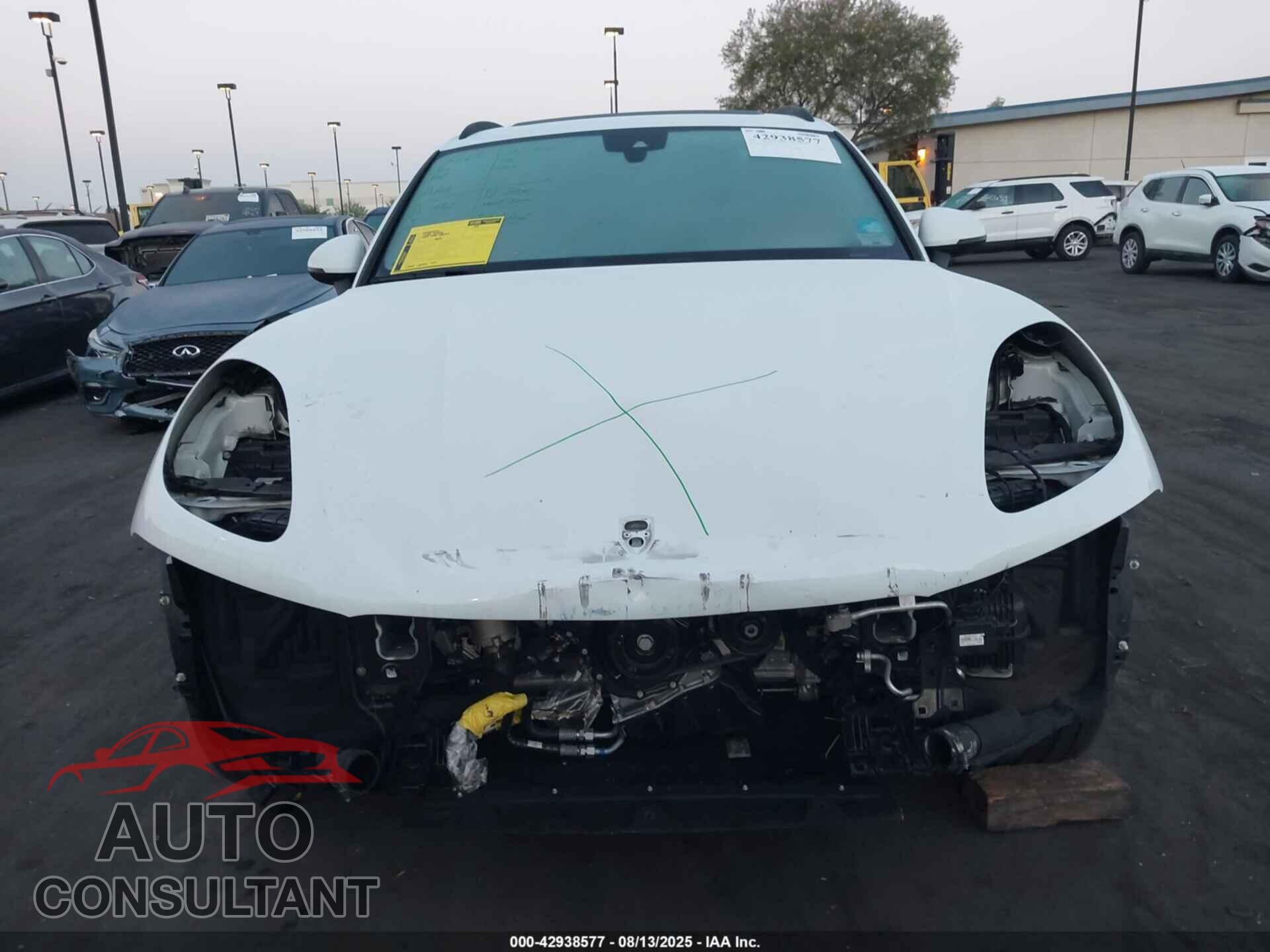 PORSCHE MACAN 2019 - WP1AA2A59KLB00752