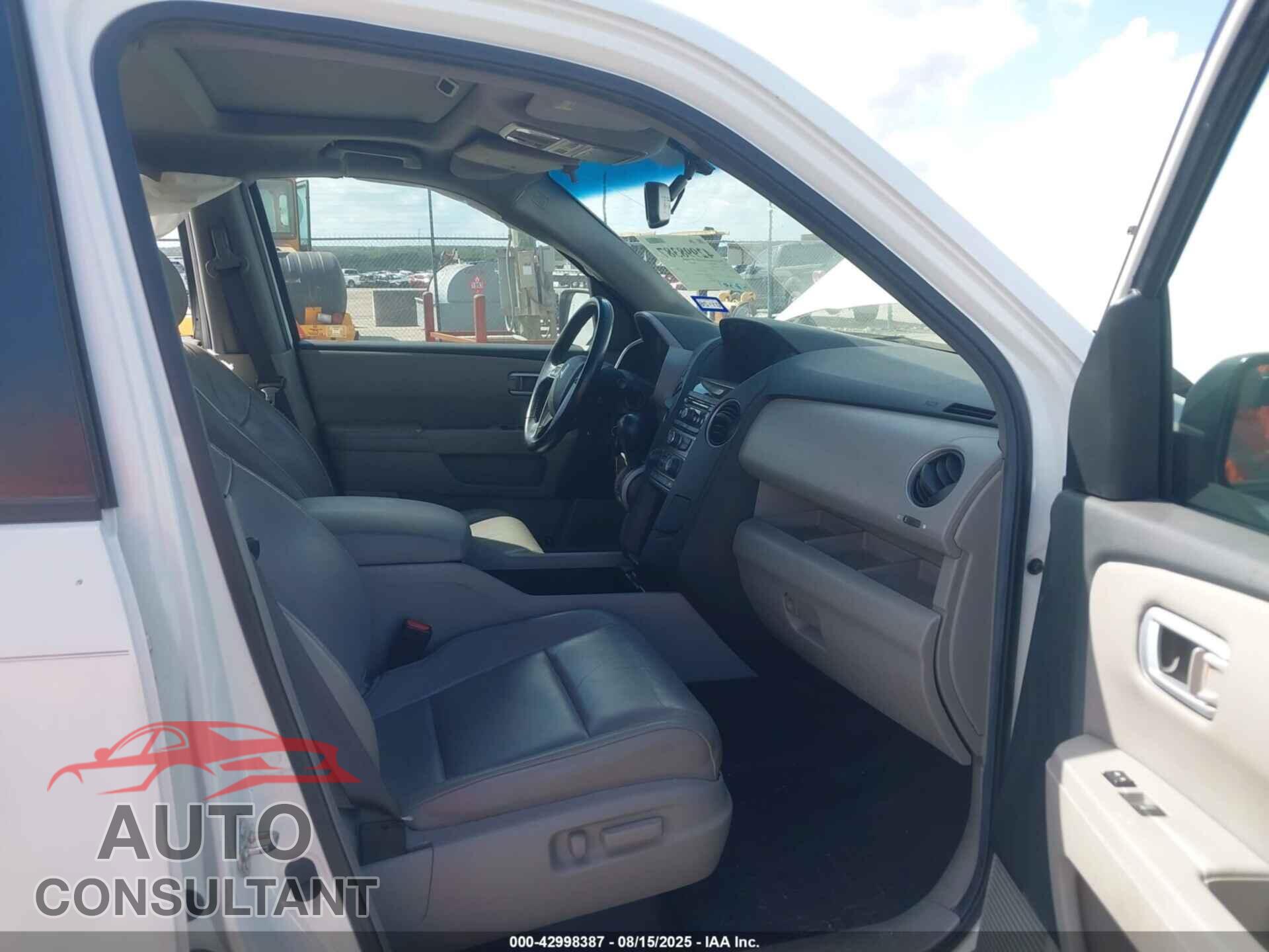 HONDA PILOT 2012 - 5FNYF3H59CB014696