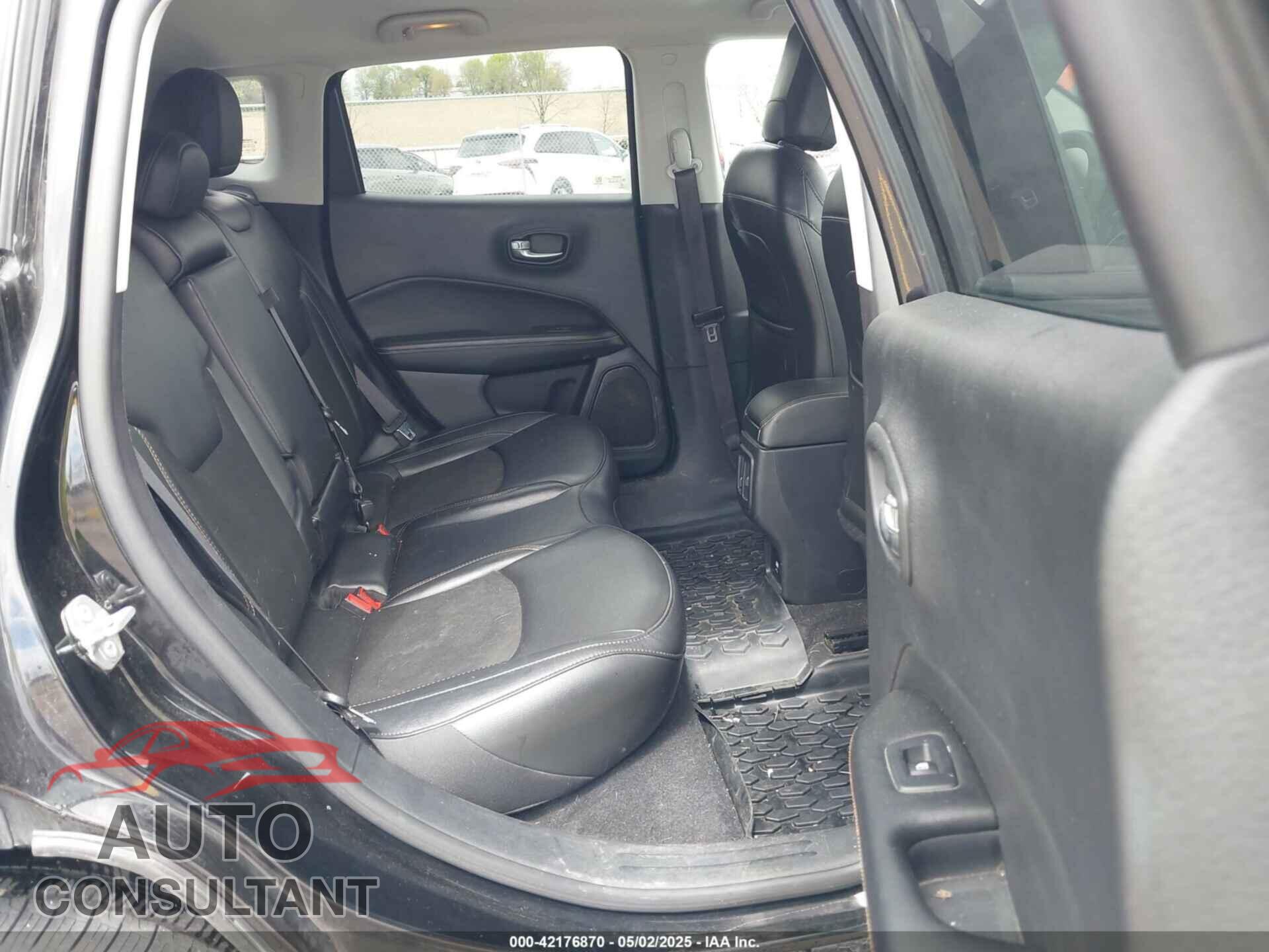 JEEP COMPASS 2021 - 3C4NJDBB6MT564236