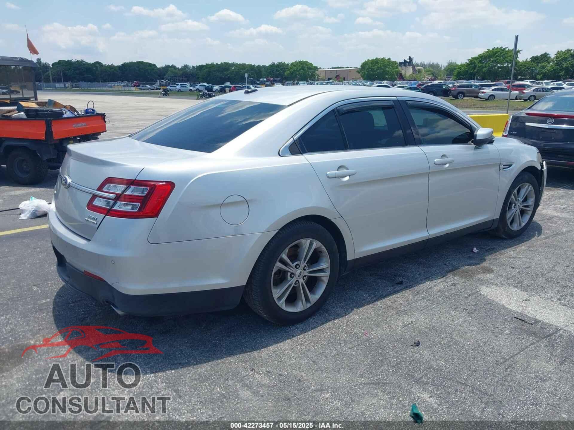 FORD TAURUS 2013 - 1FAHP2E82DG159050