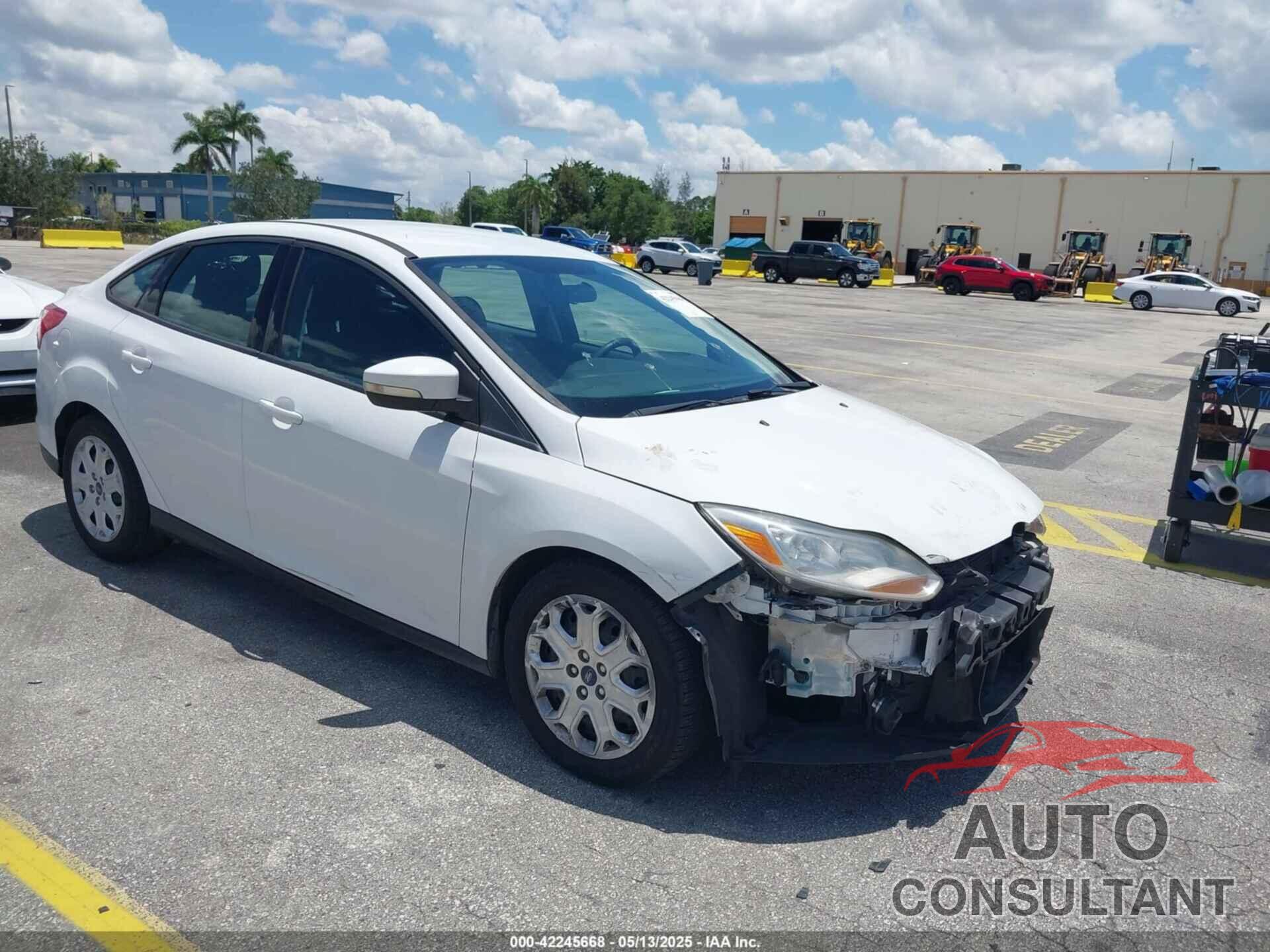 FORD FOCUS 2014 - 1FADP3F20EL356130