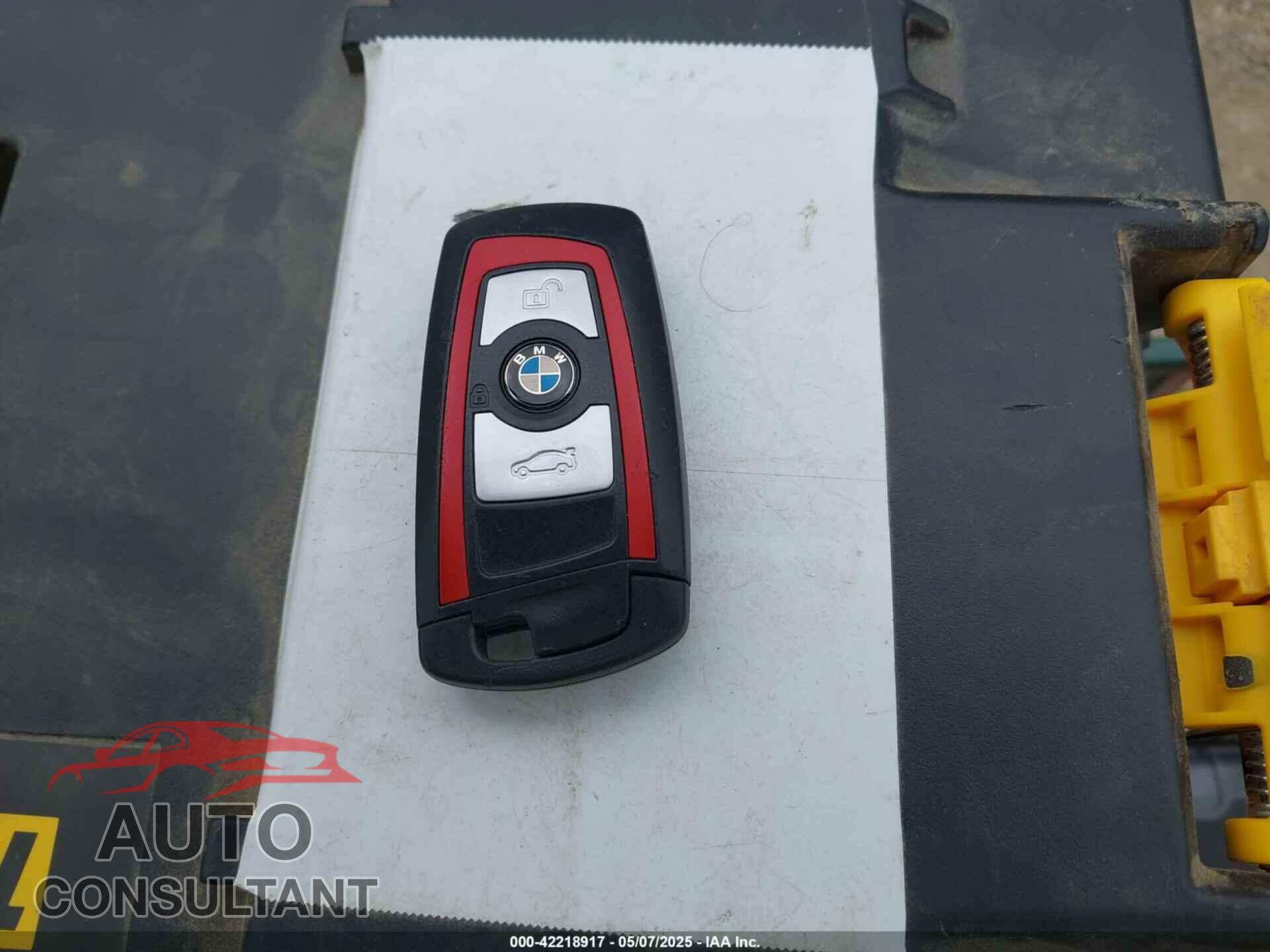 BMW 320I 2017 - WBA8A3C36HK692592