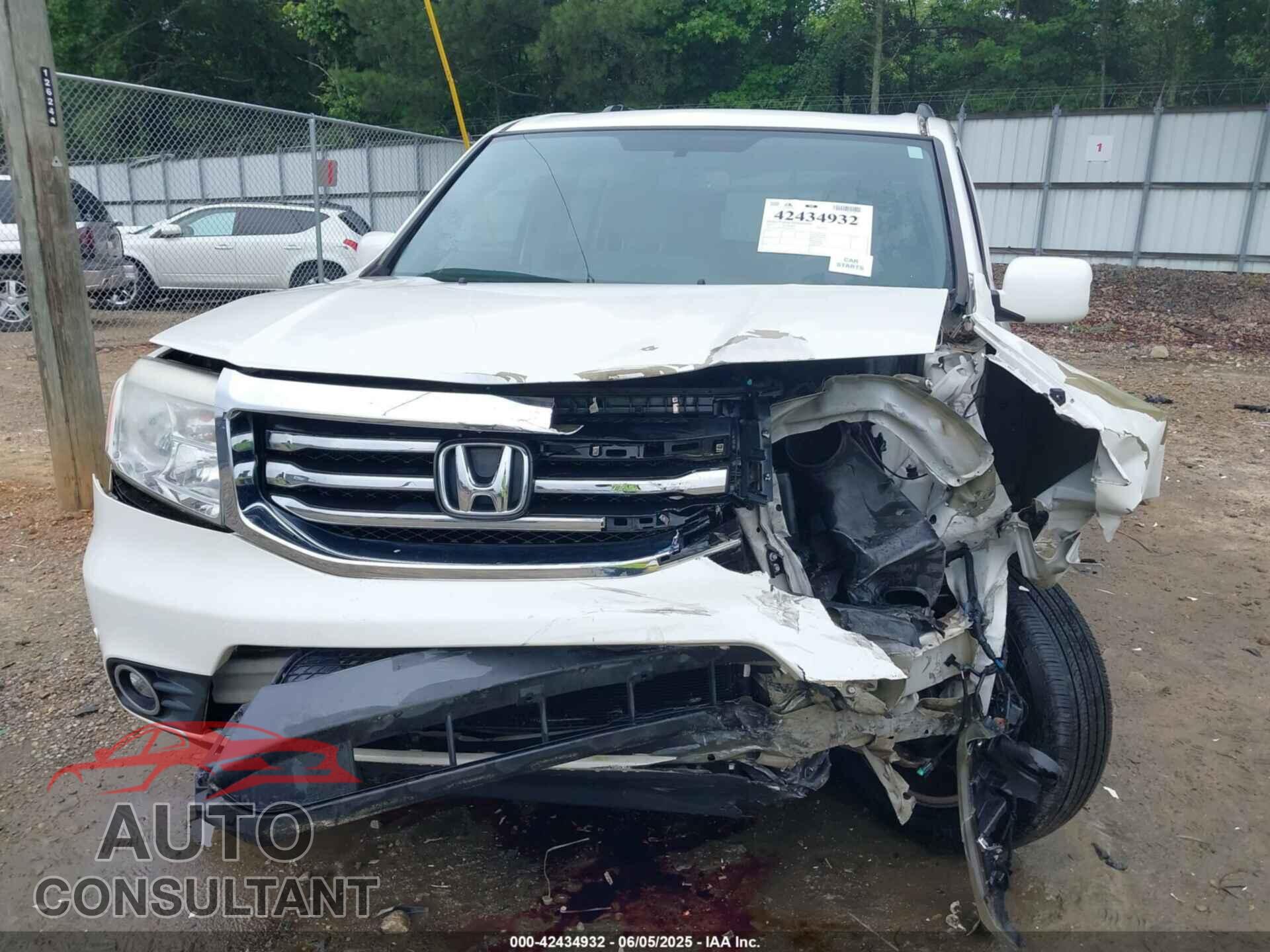 HONDA PILOT 2015 - 5FNYF4H91FB053621