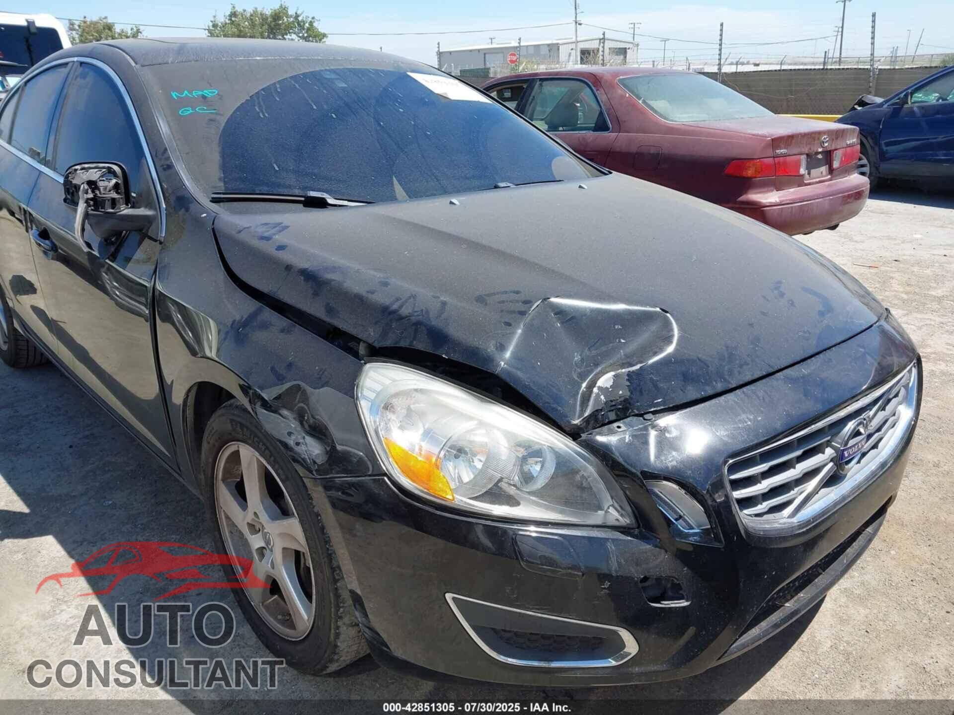 VOLVO S60 2013 - YV1612FH2D2207493