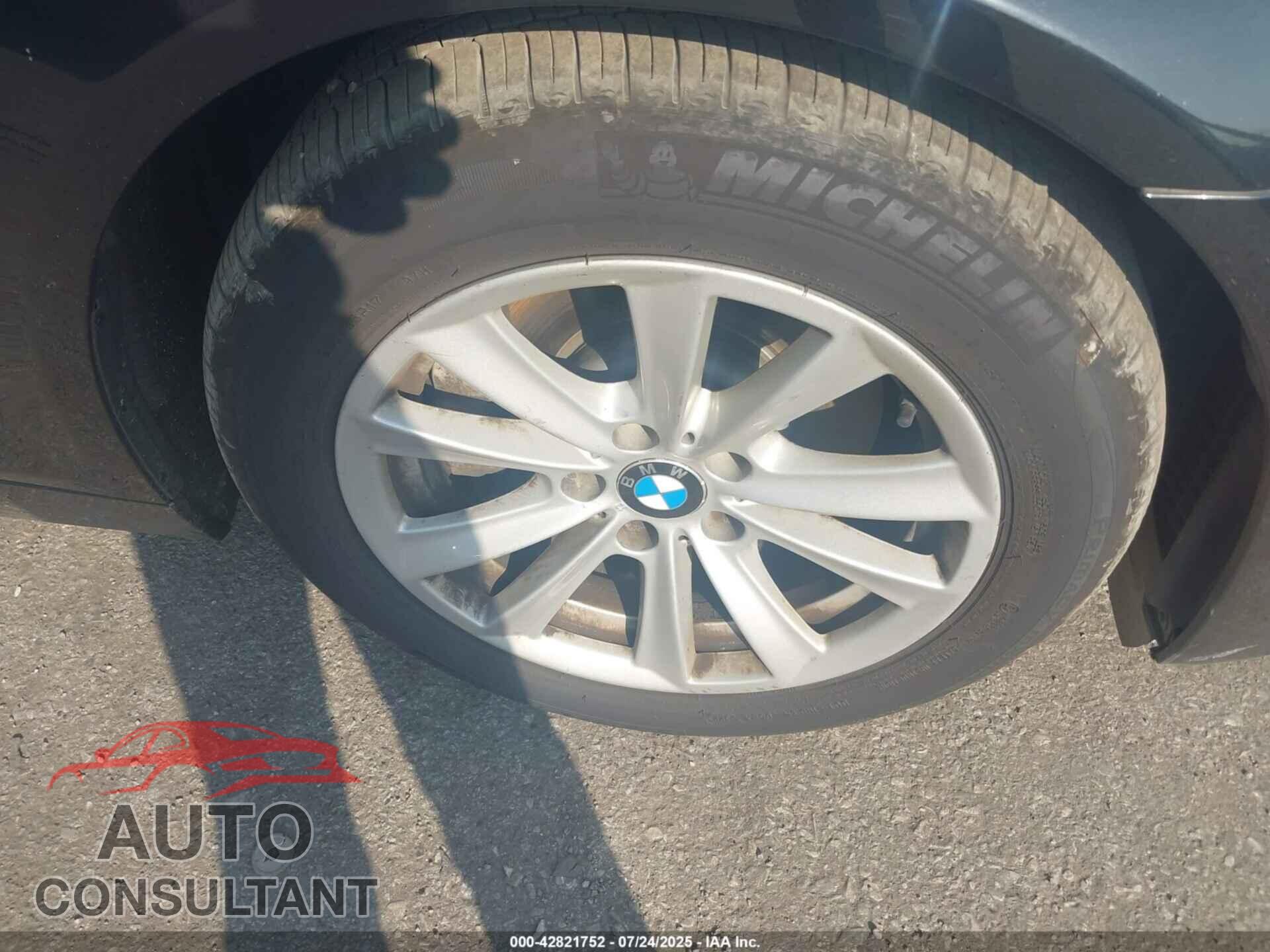 BMW 528I 2016 - WBA5A7C5XGG149095