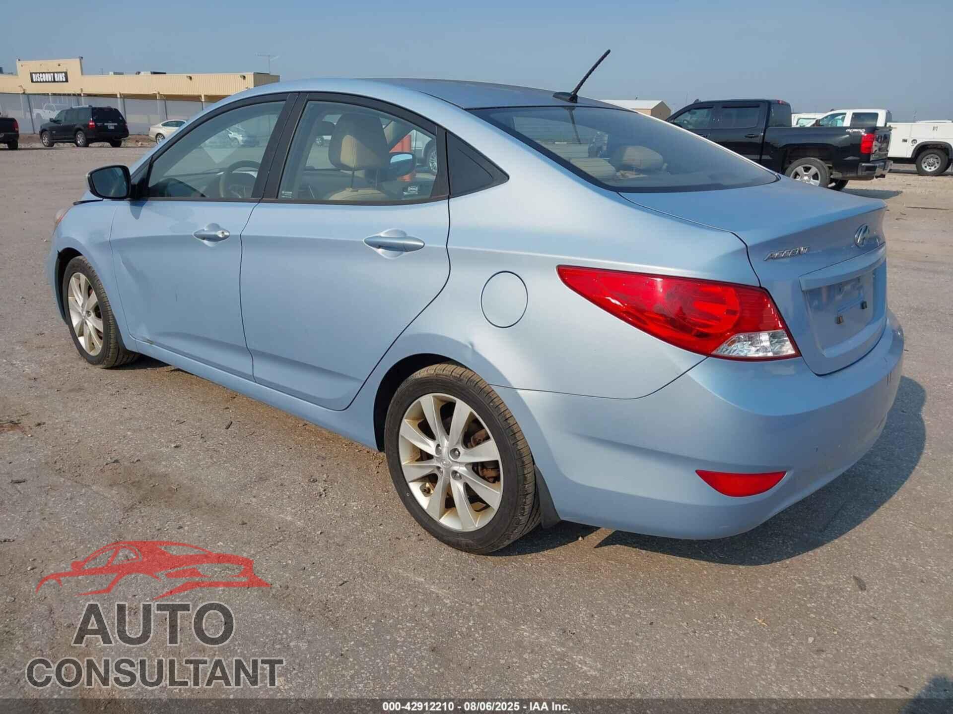 HYUNDAI ACCENT 2012 - KMHCU4AE2CU134441