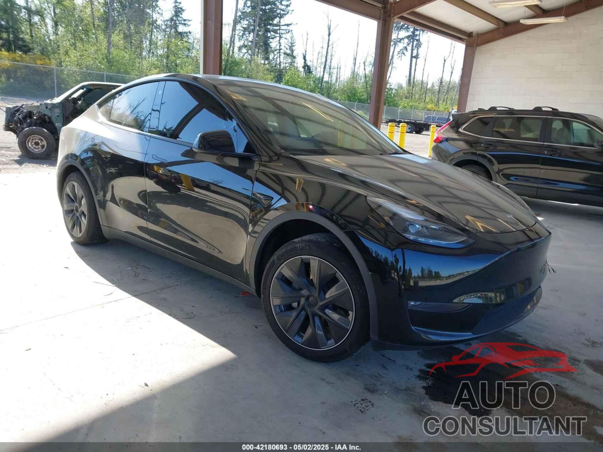 TESLA MODEL Y 2023 - 7SAYGDEE4PF694216