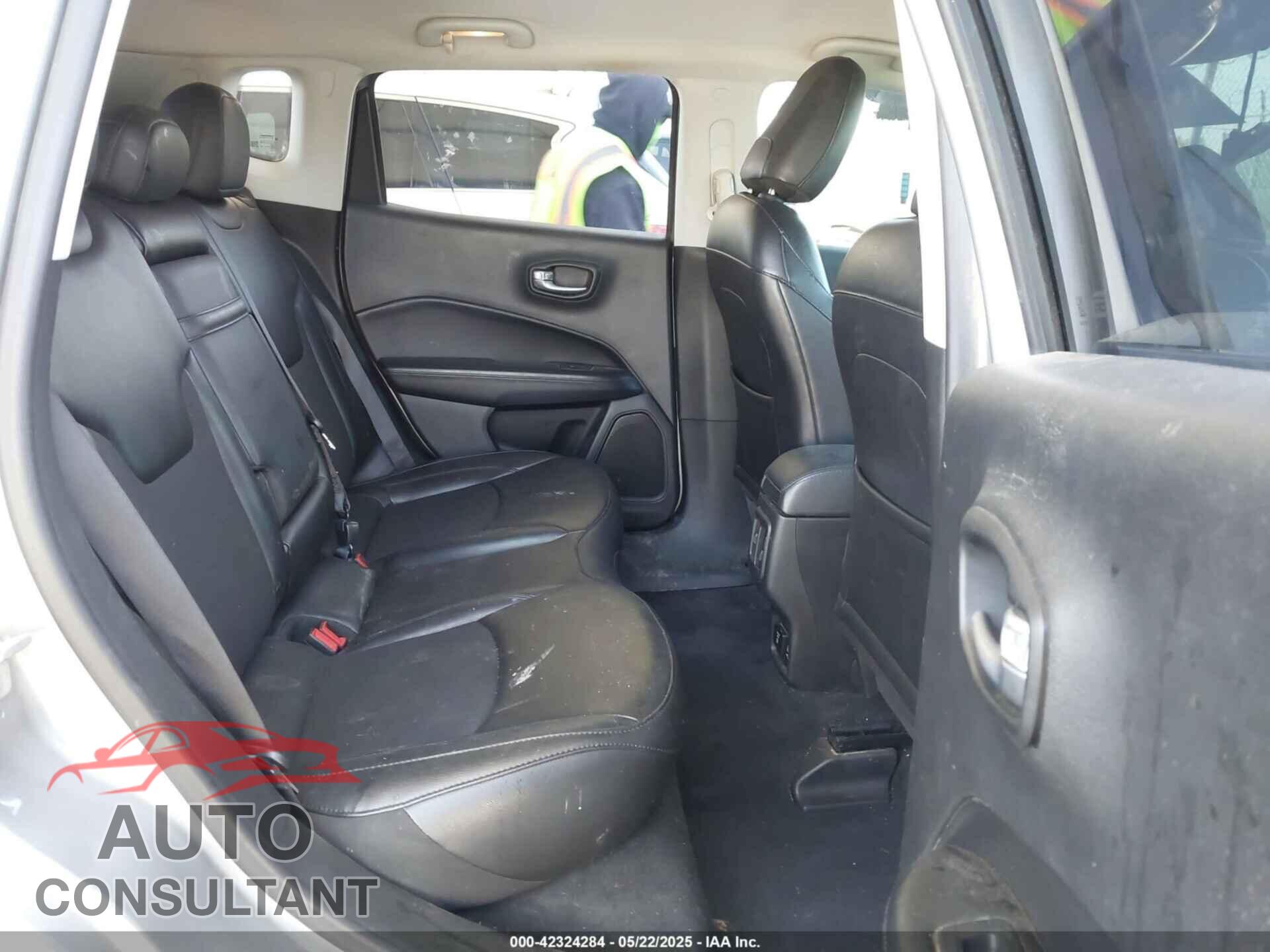 JEEP COMPASS 2019 - 3C4NJDBB4KT754484