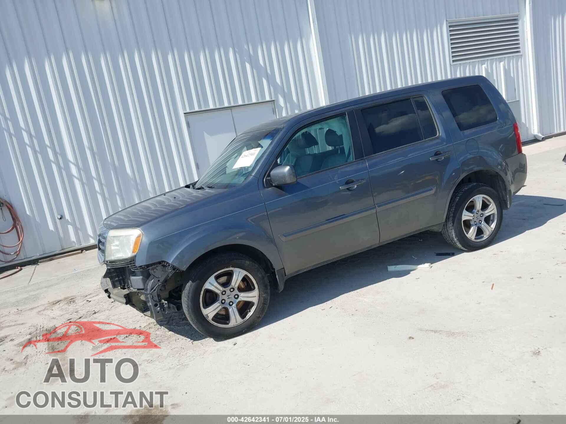 HONDA PILOT 2013 - 5FNYF4H50DB016960
