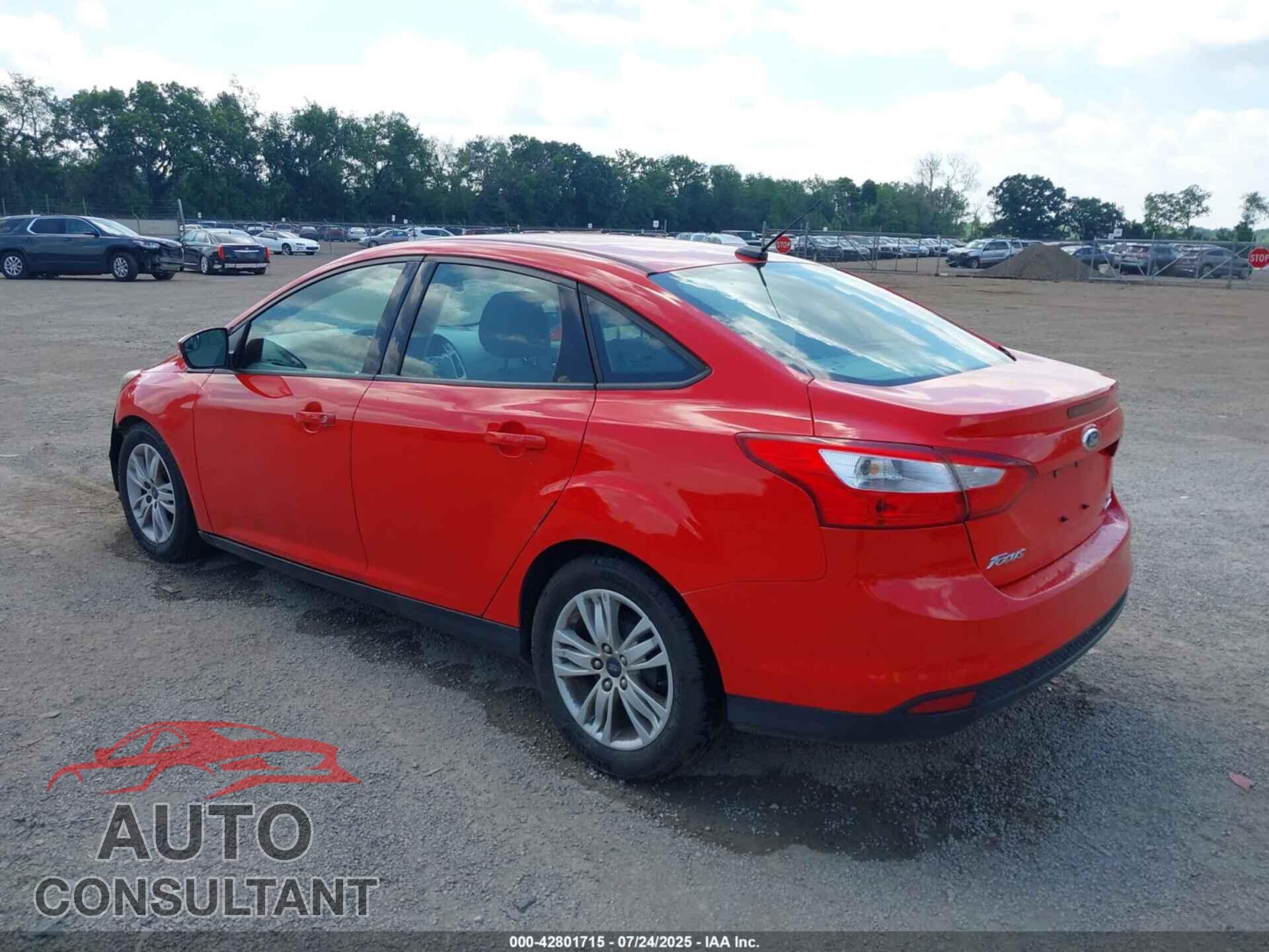 FORD FOCUS 2014 - 1FADP3F2XEL272381