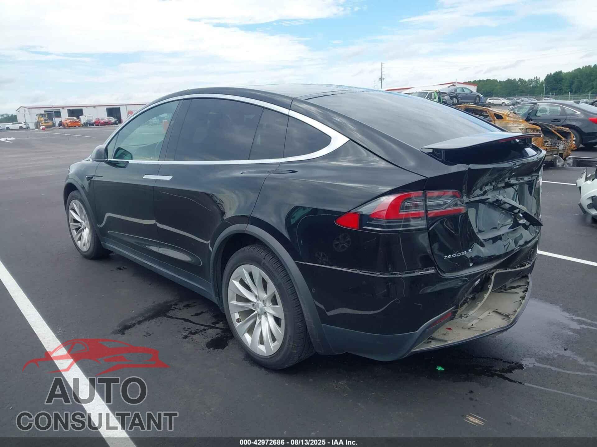 TESLA MODEL X 2018 - 5YJXCDE28JF088547