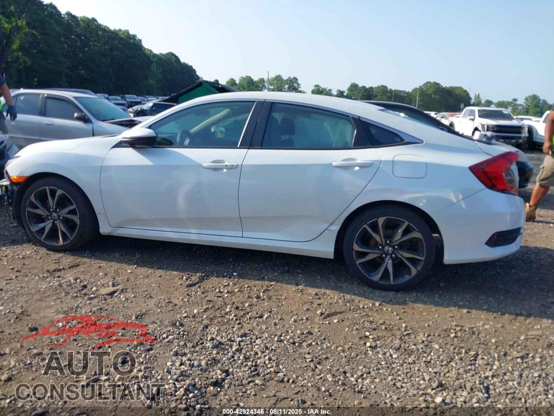 HONDA CIVIC 2019 - 2HGFC2F85KH573244